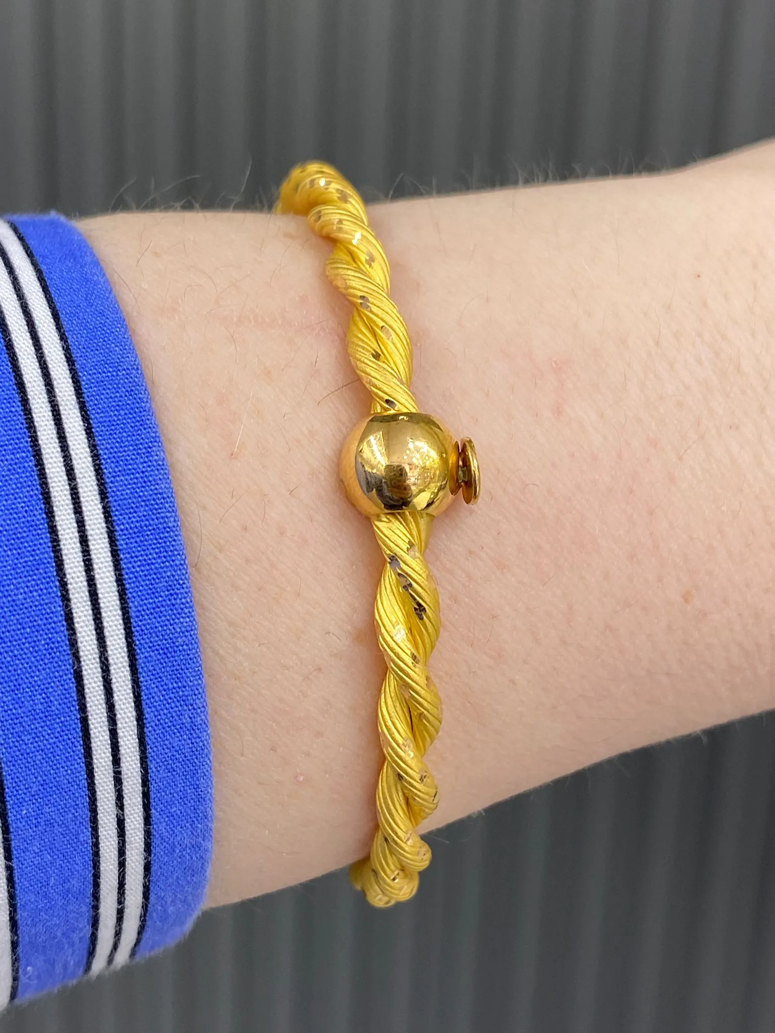 22 Ayar Kalem İşleme Burma Model Kelepçe