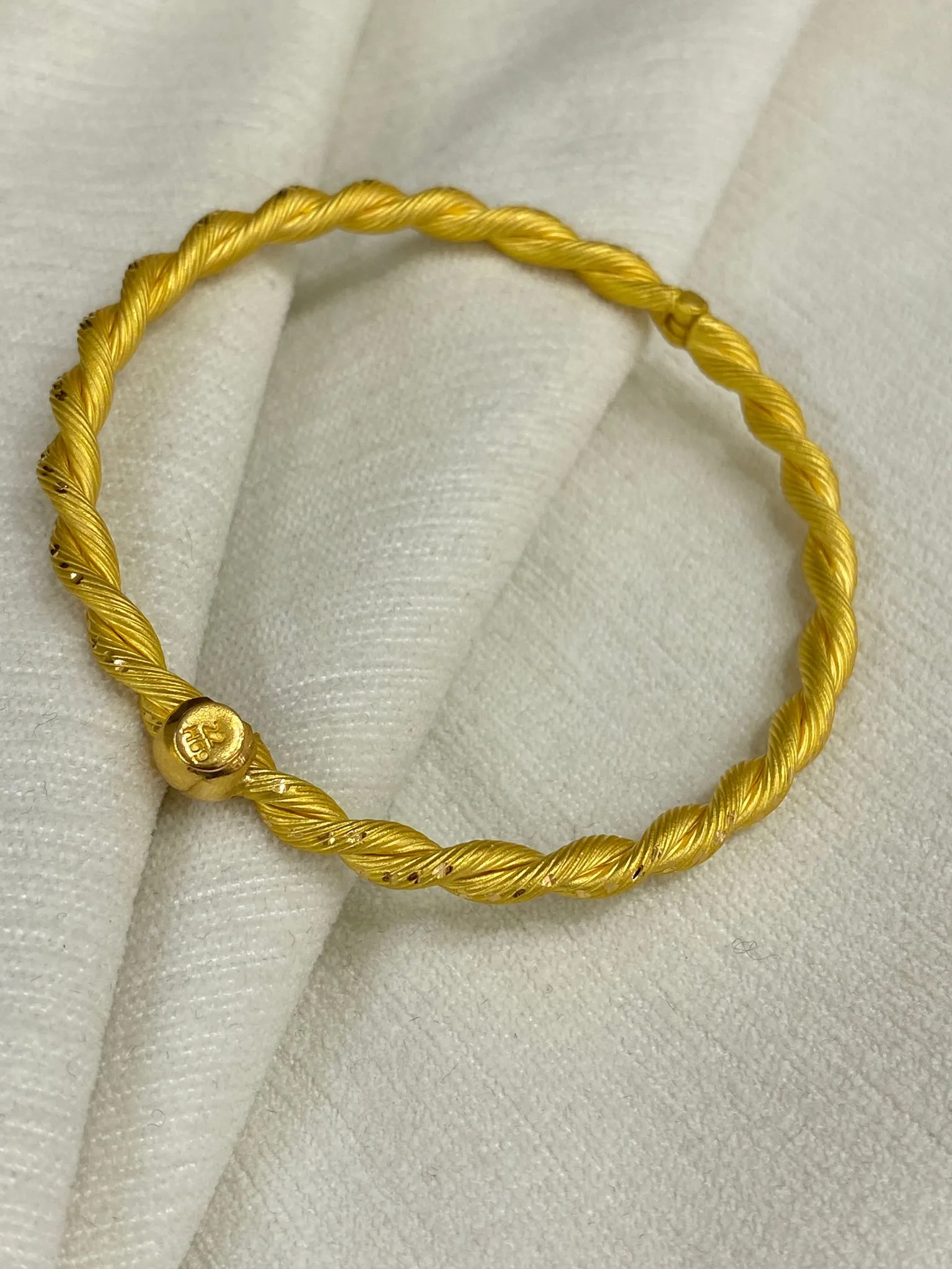 22 Ayar Kalem İşleme Burma Model Kelepçe