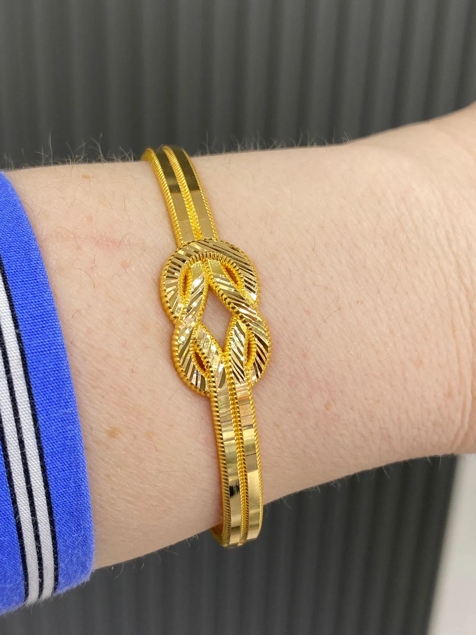 22 Ayar Aşk Düğümü Model Kelepçe