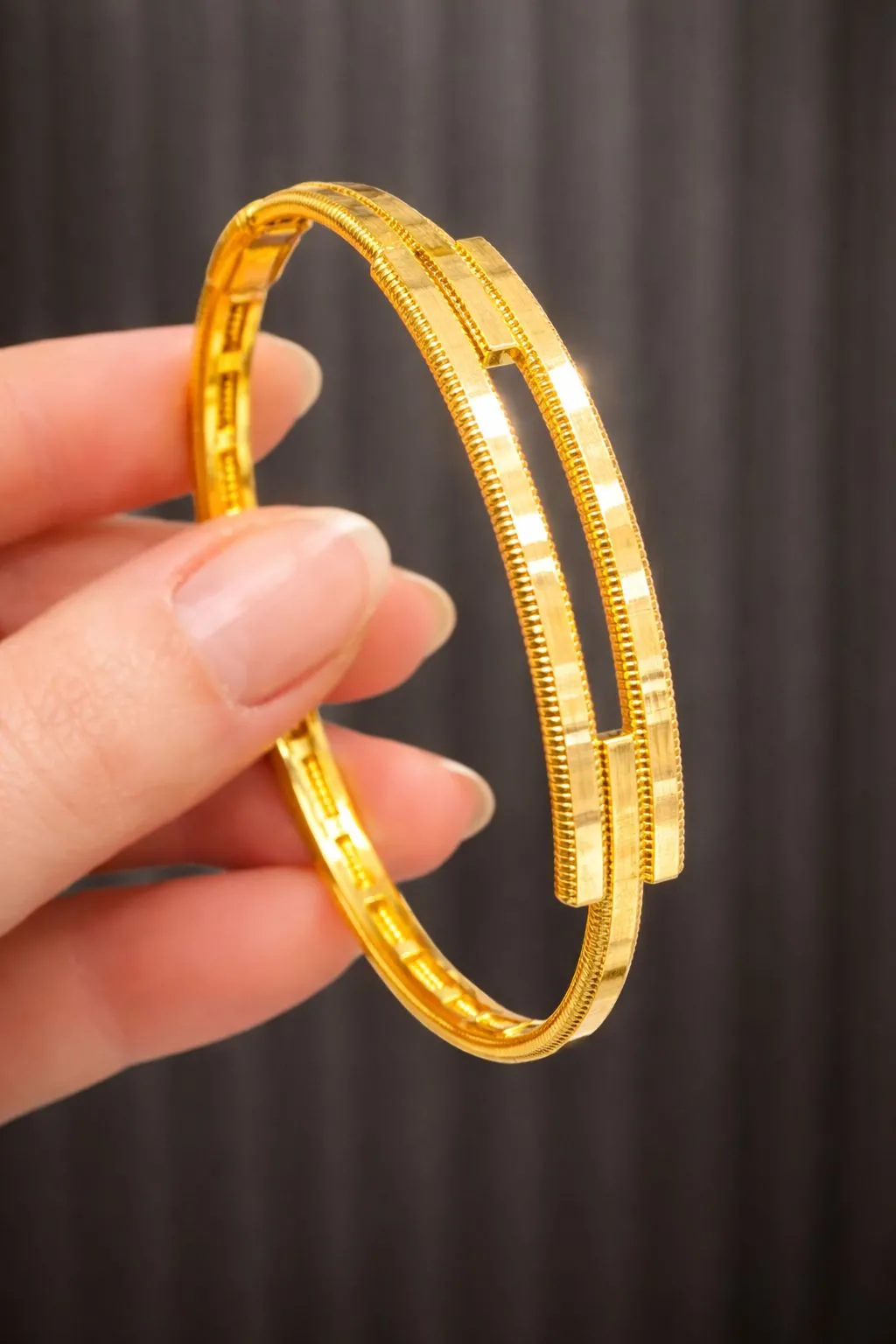 22 Ayar Çift Sıralı Kaburga Model Kelepçe