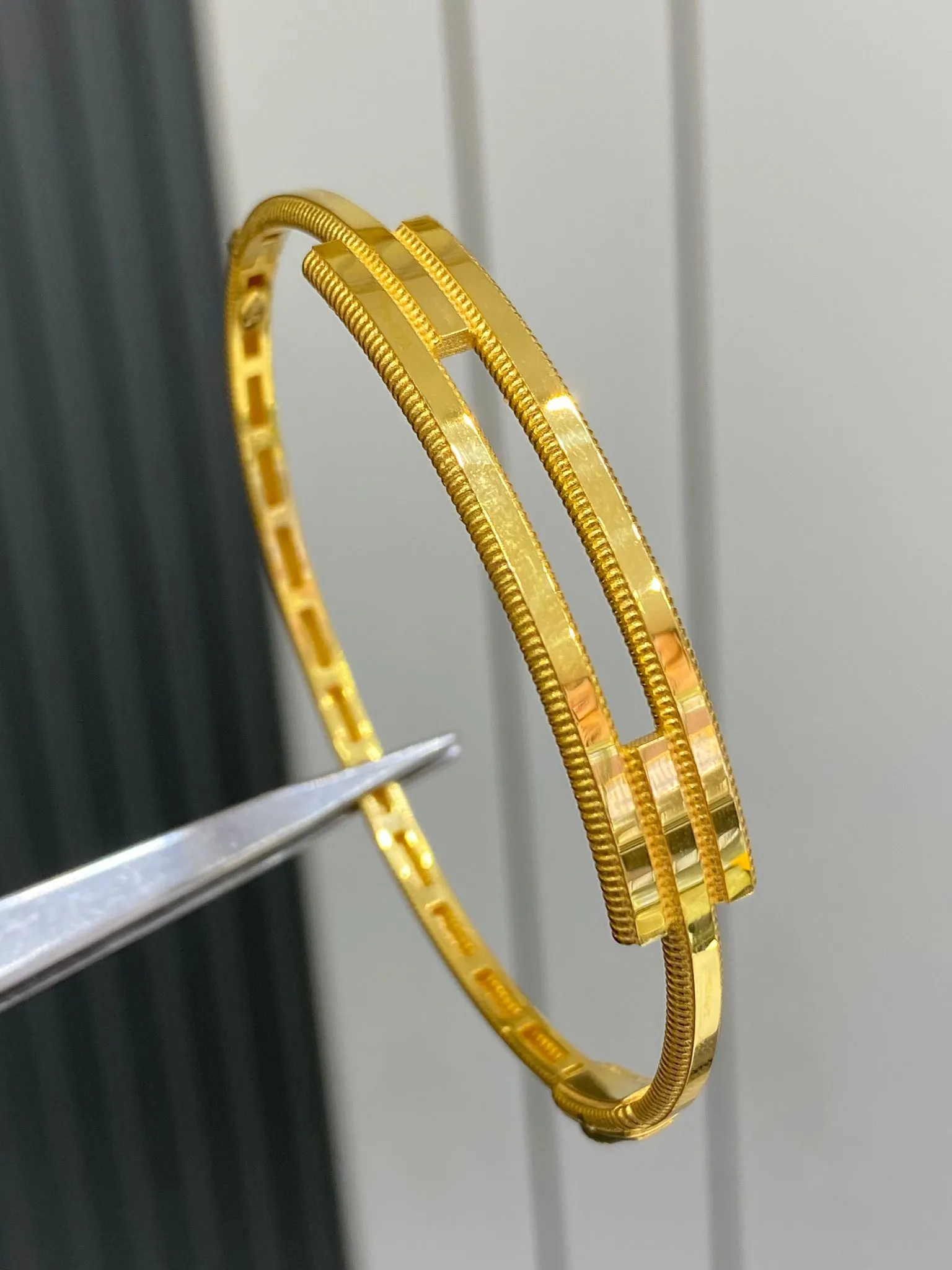 22 Ayar Çift Sıralı Kaburga Model Kelepçe