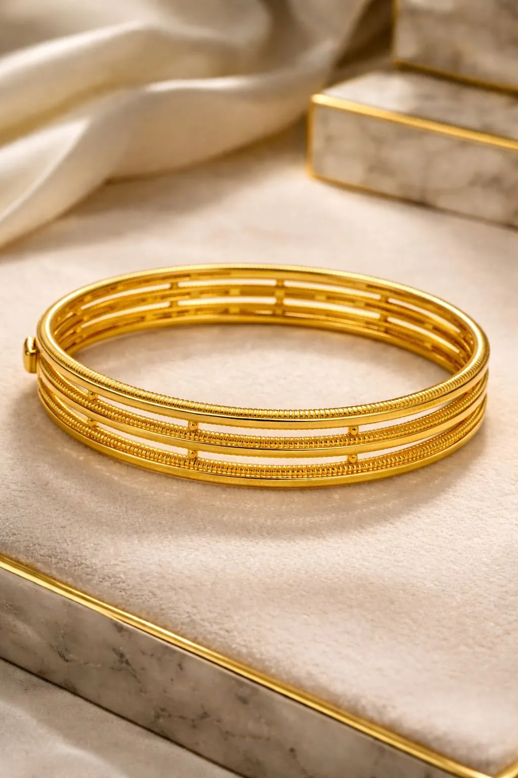 22 Ayar Üç Sıralı Ajda Model Kelepçe 