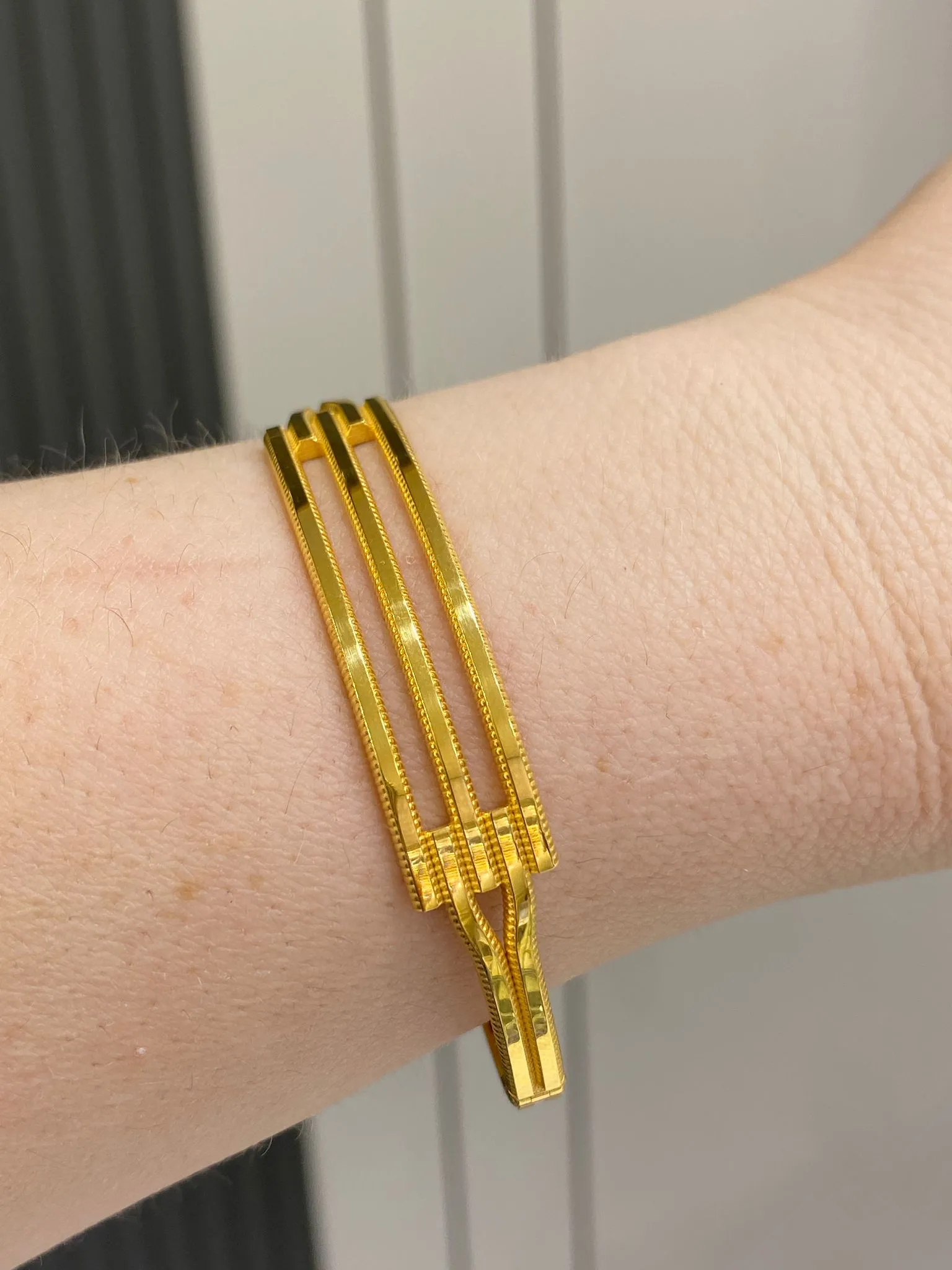 22 Ayar Üç Sıralı Kaburga Model Kelepçe