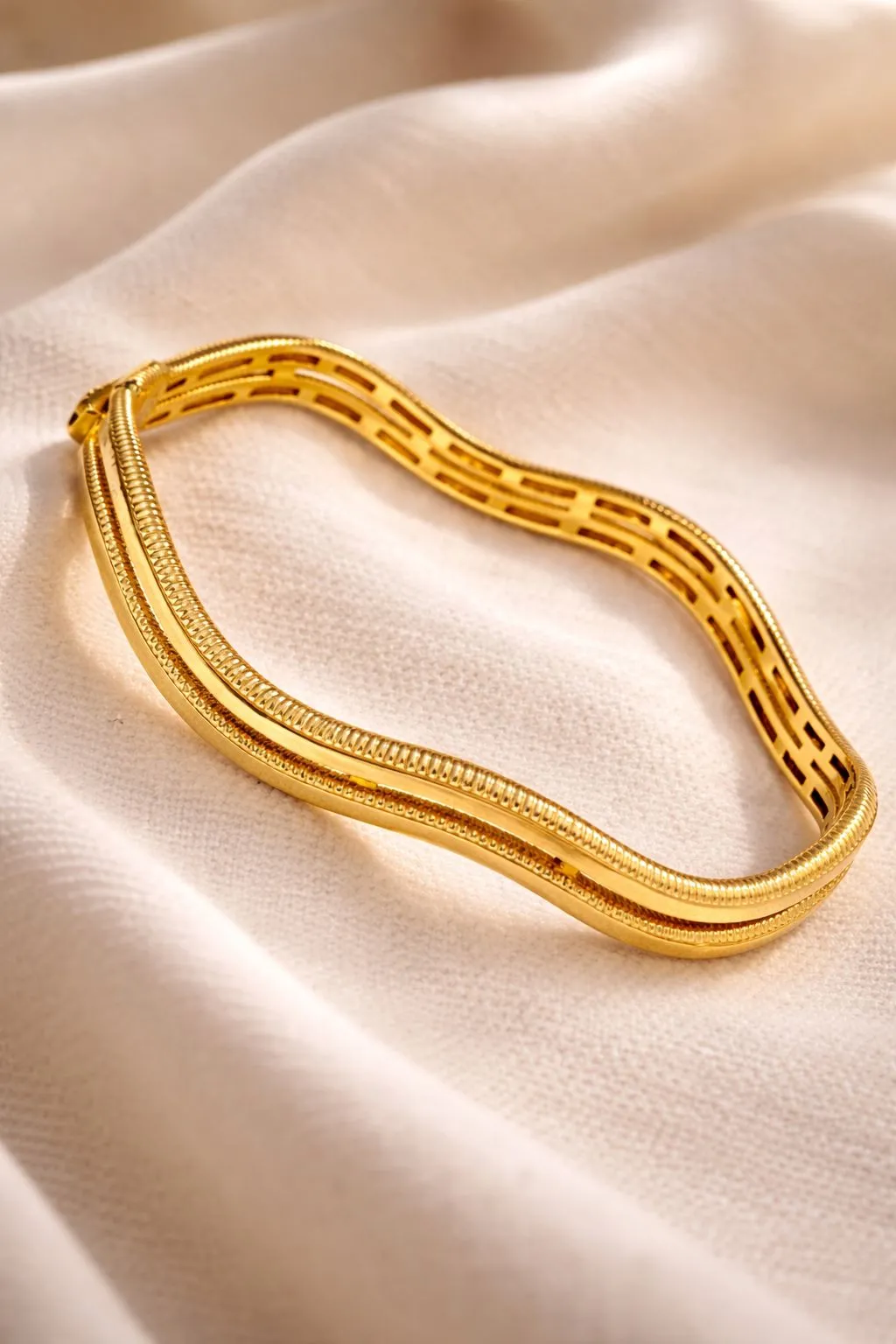 22 Ayar Çift Sıralı Zig Zag Model Kelepçe