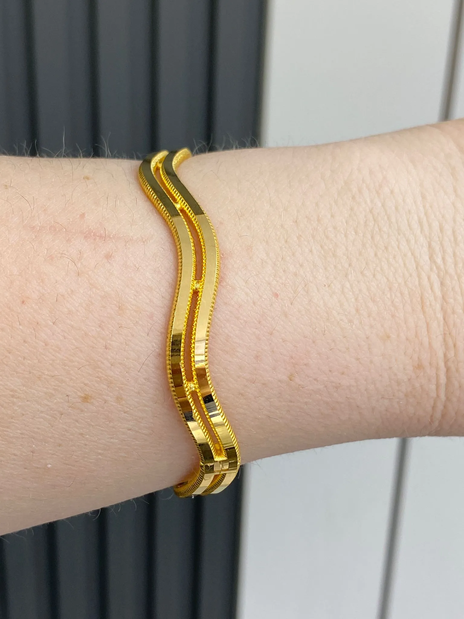 22 Ayar Çift Sıralı Zig Zag Model Kelepçe