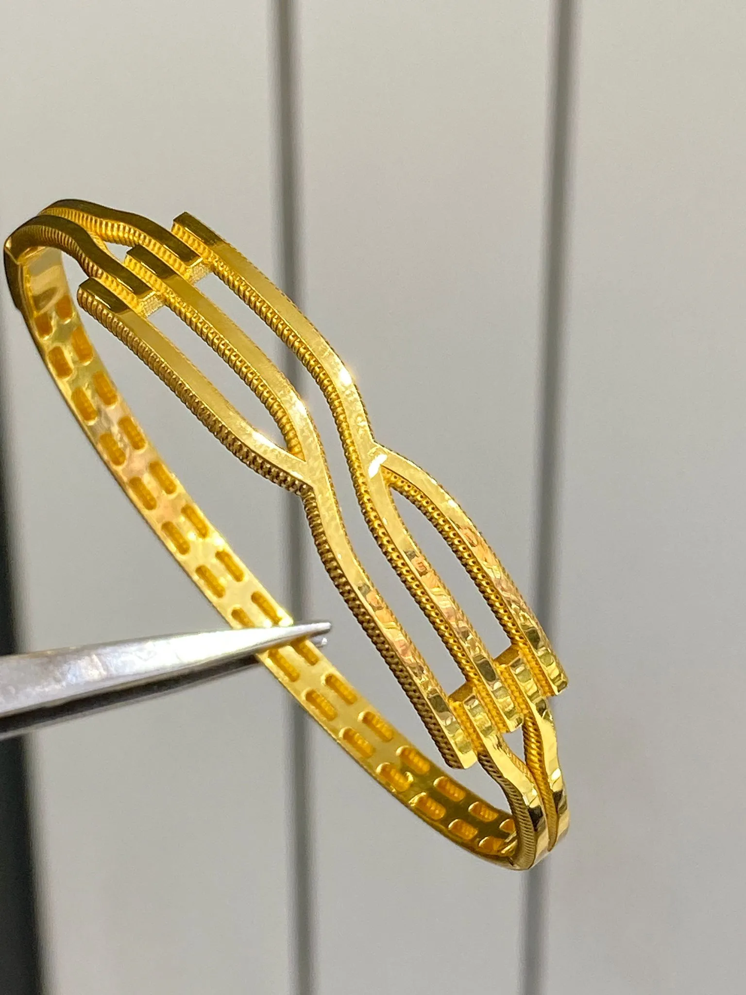 22 Ayar Kaburga Model Kelepçe