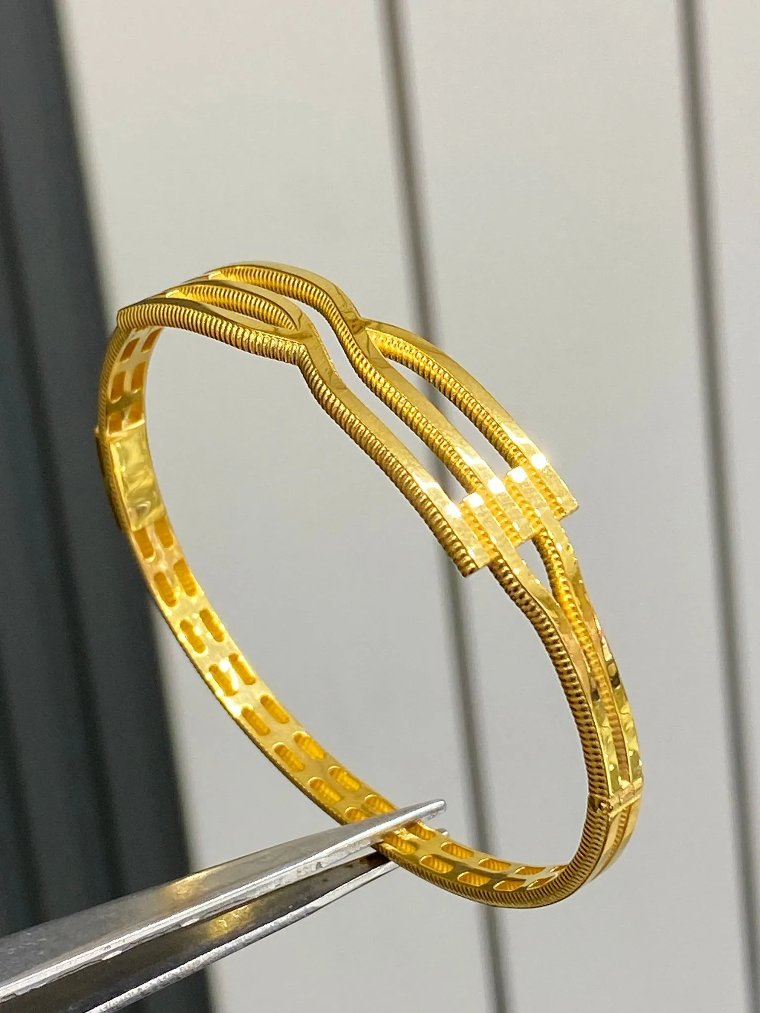 22 Ayar Kaburga Model Kelepçe