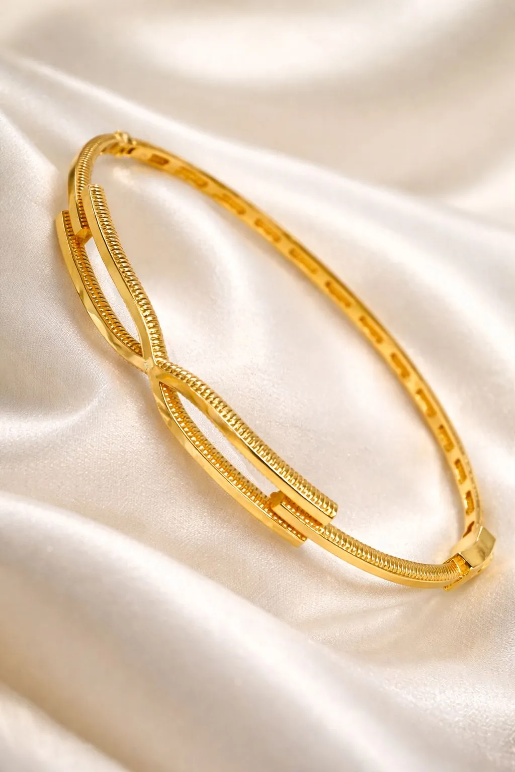 22 Ayar Kaburga Model Kelepçe