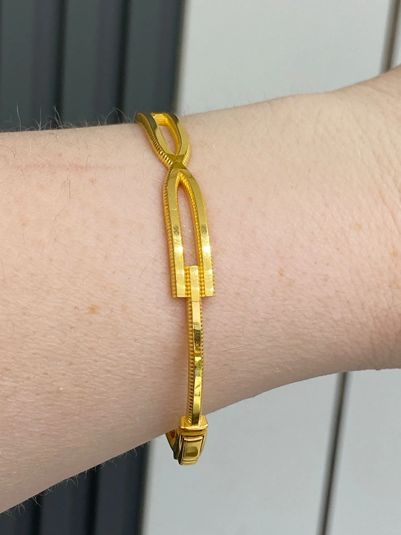 22 Ayar Kaburga Model Kelepçe