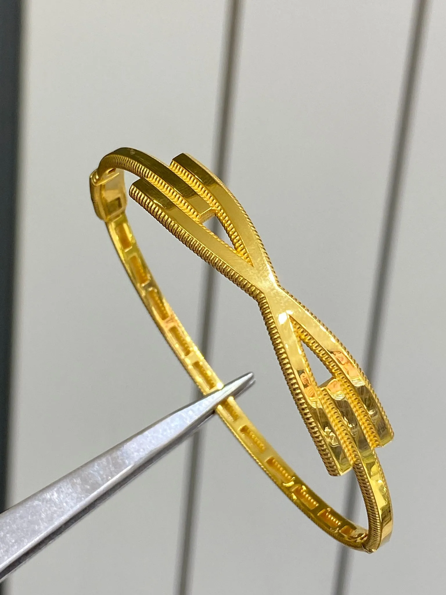 22 Ayar Kaburga Model Kelepçe