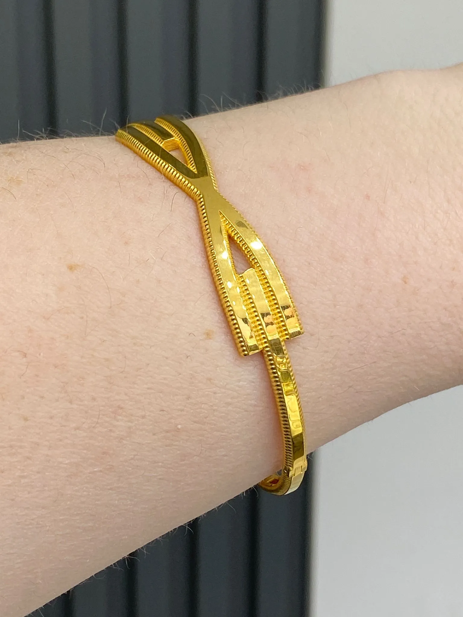 22 Ayar Kaburga Model Kelepçe