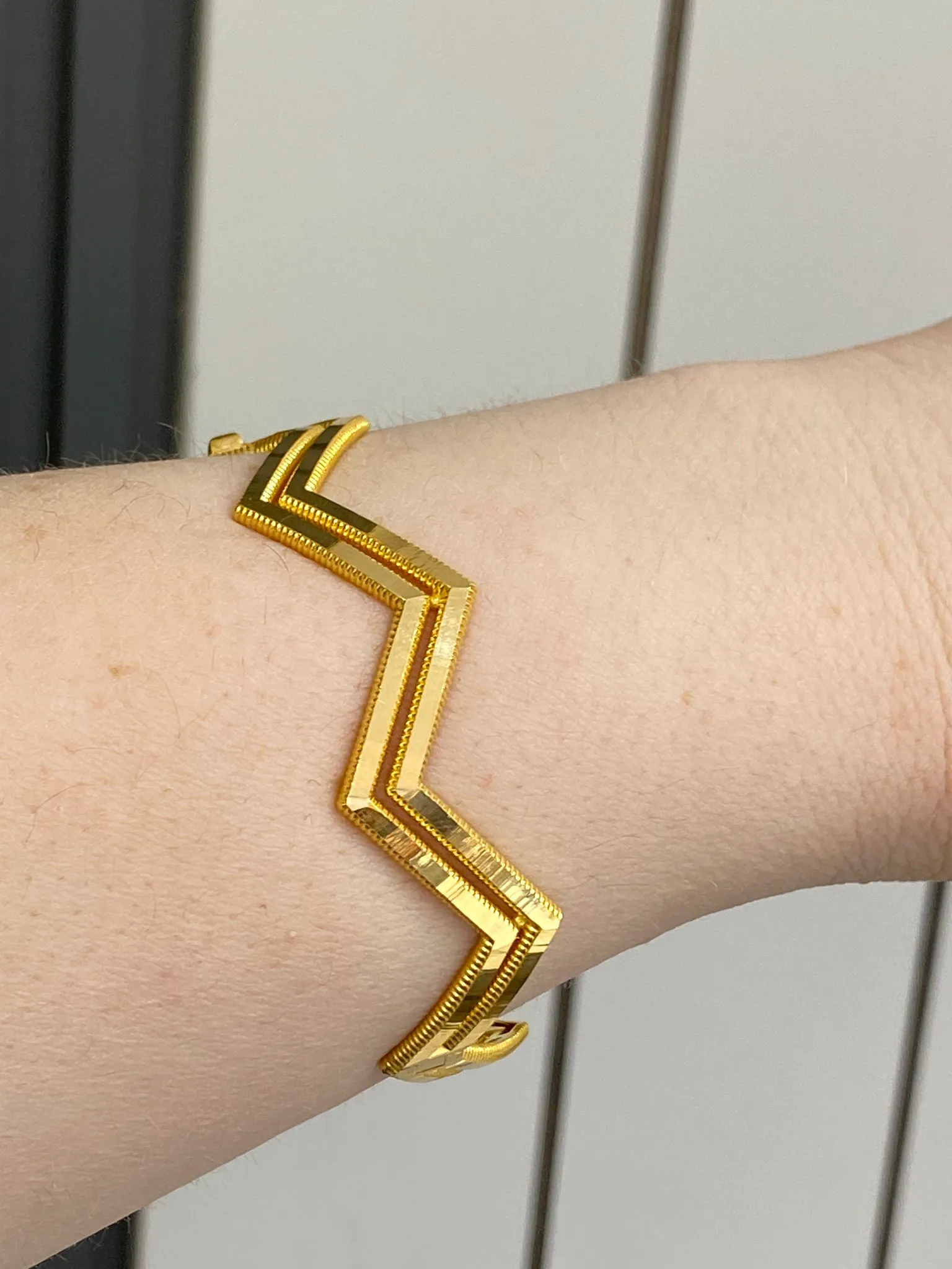 22 Ayar Çift Sıralı Zig Zag Model Kelepçe