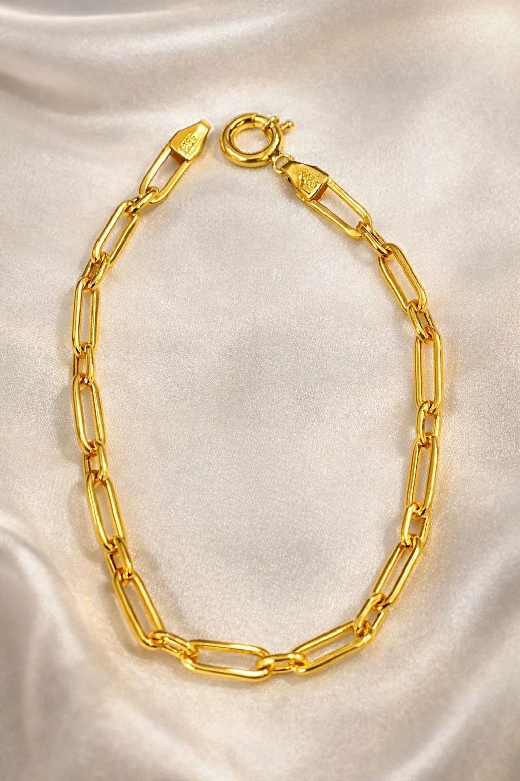 Favori Marka Ataç Model Bileklik