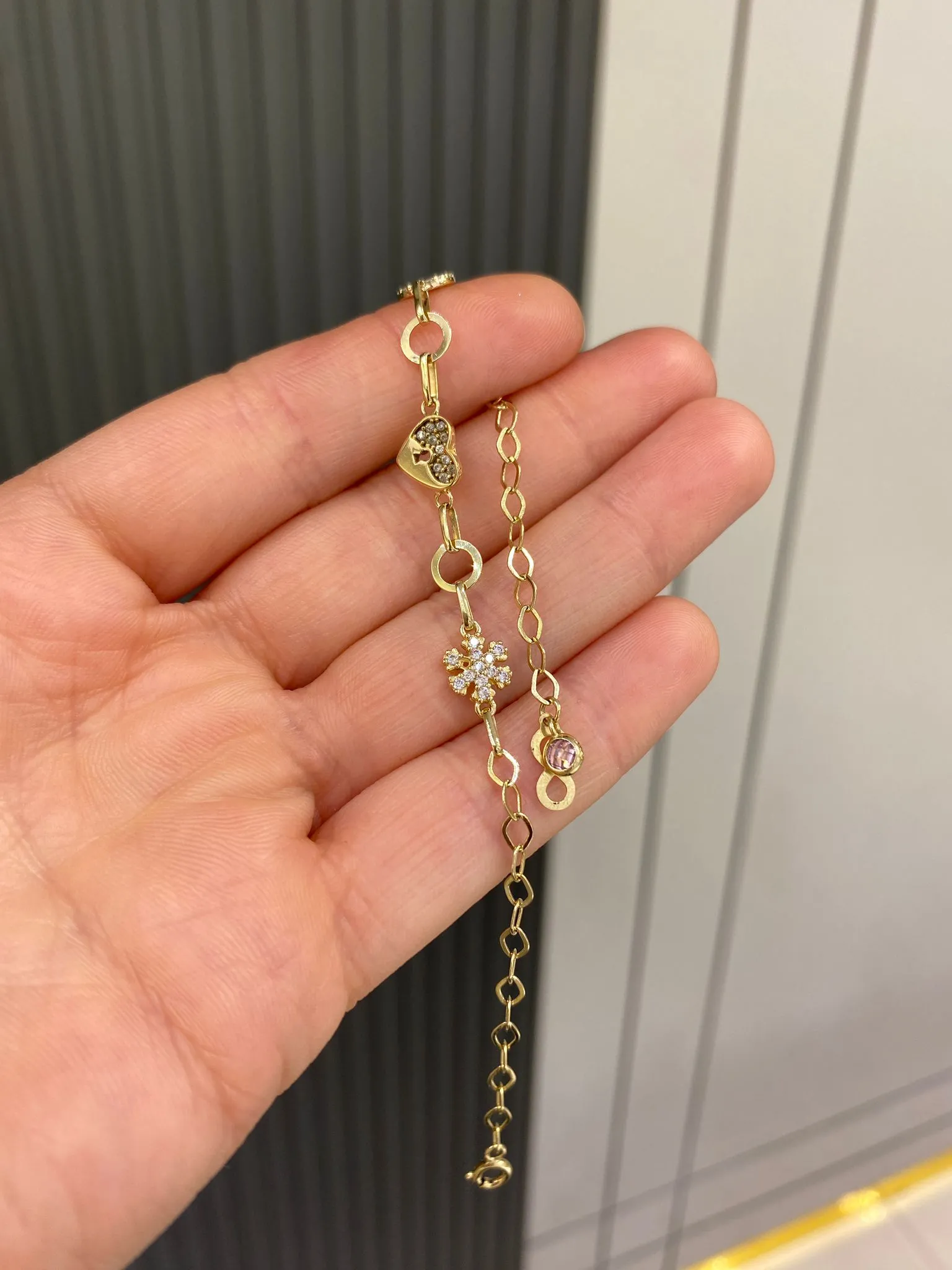 Favori Marka İtalyan Model Bileklik