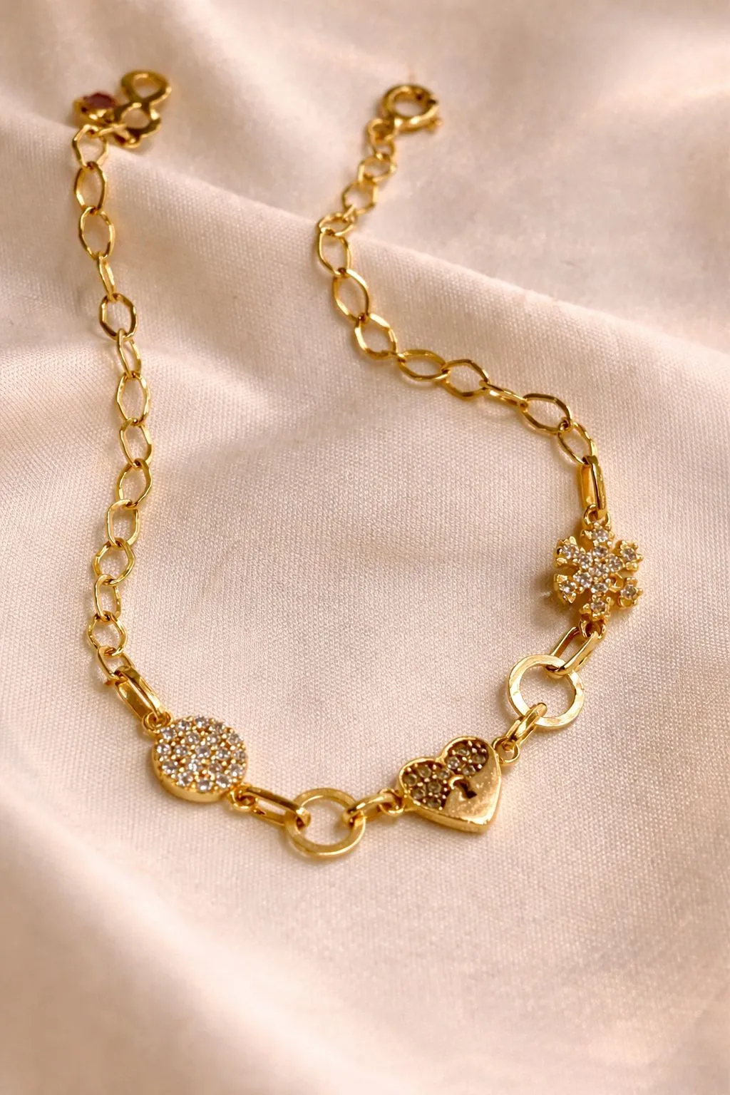 Favori Marka İtalyan Model Bileklik