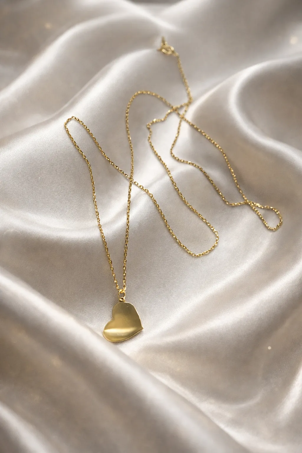 Favori Marka Kalp Model Kolye