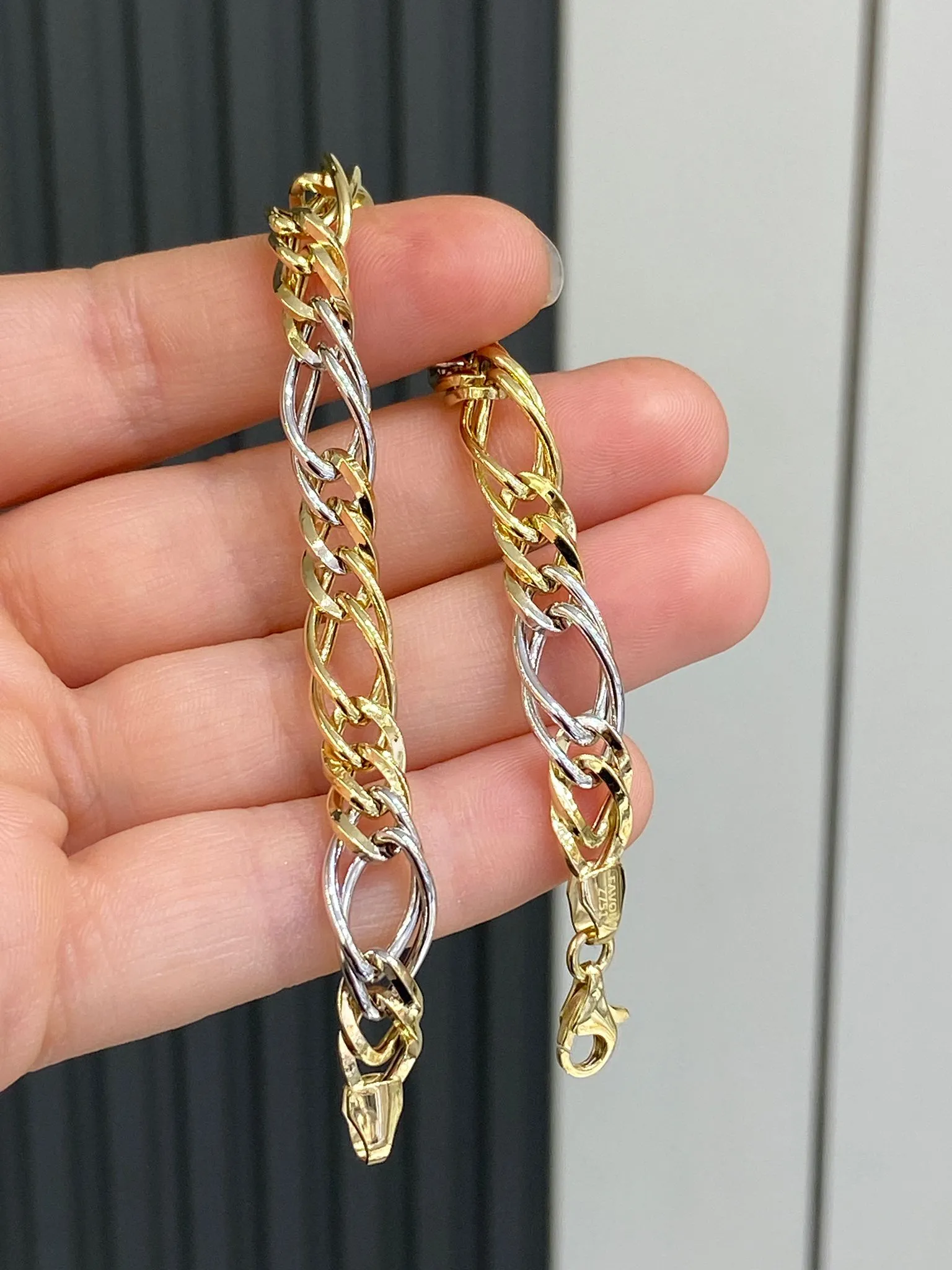 Favori Marka Çift Renk Bileklik