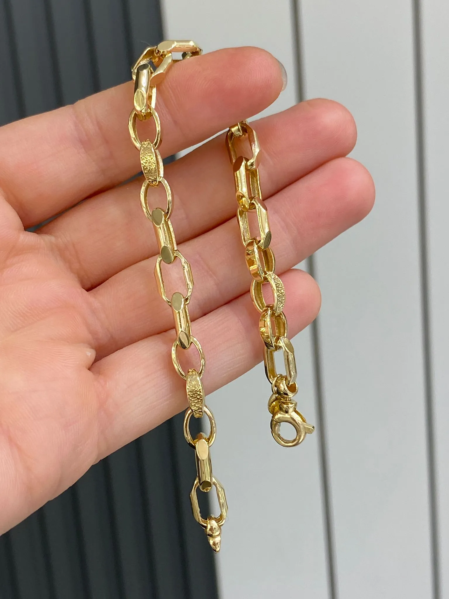 Favori Marka İtalyan Model Bileklik