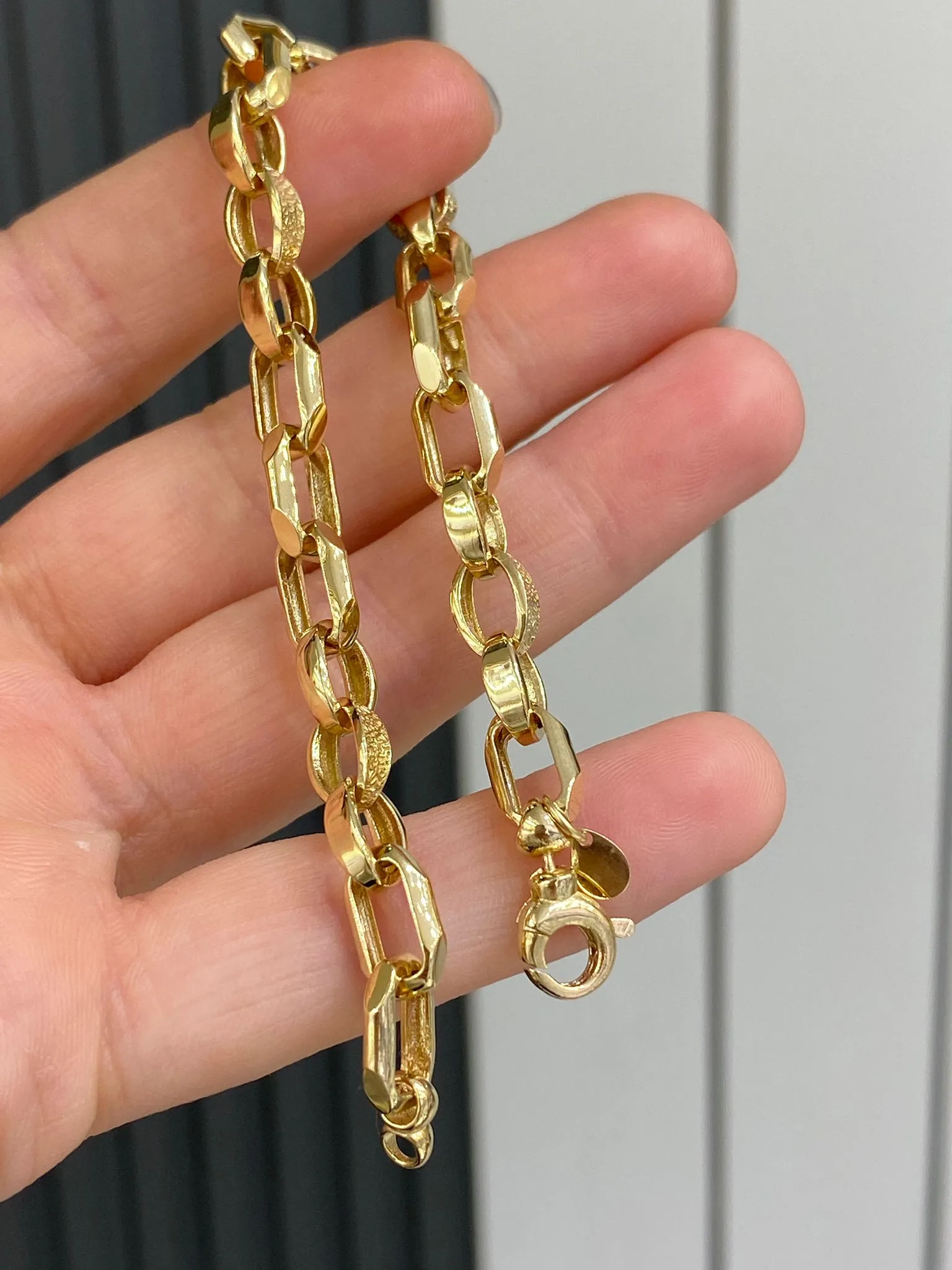 Favori Marka İtalyan Model Bileklik