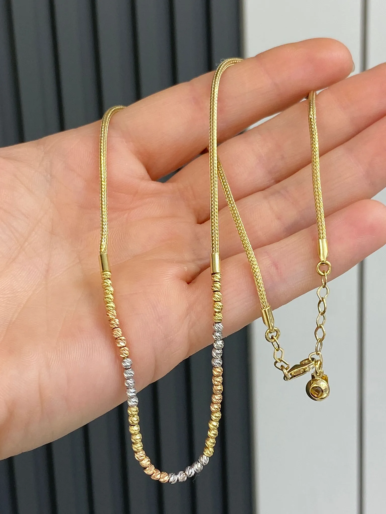 Favori Marka Dorikalı Model Zincir