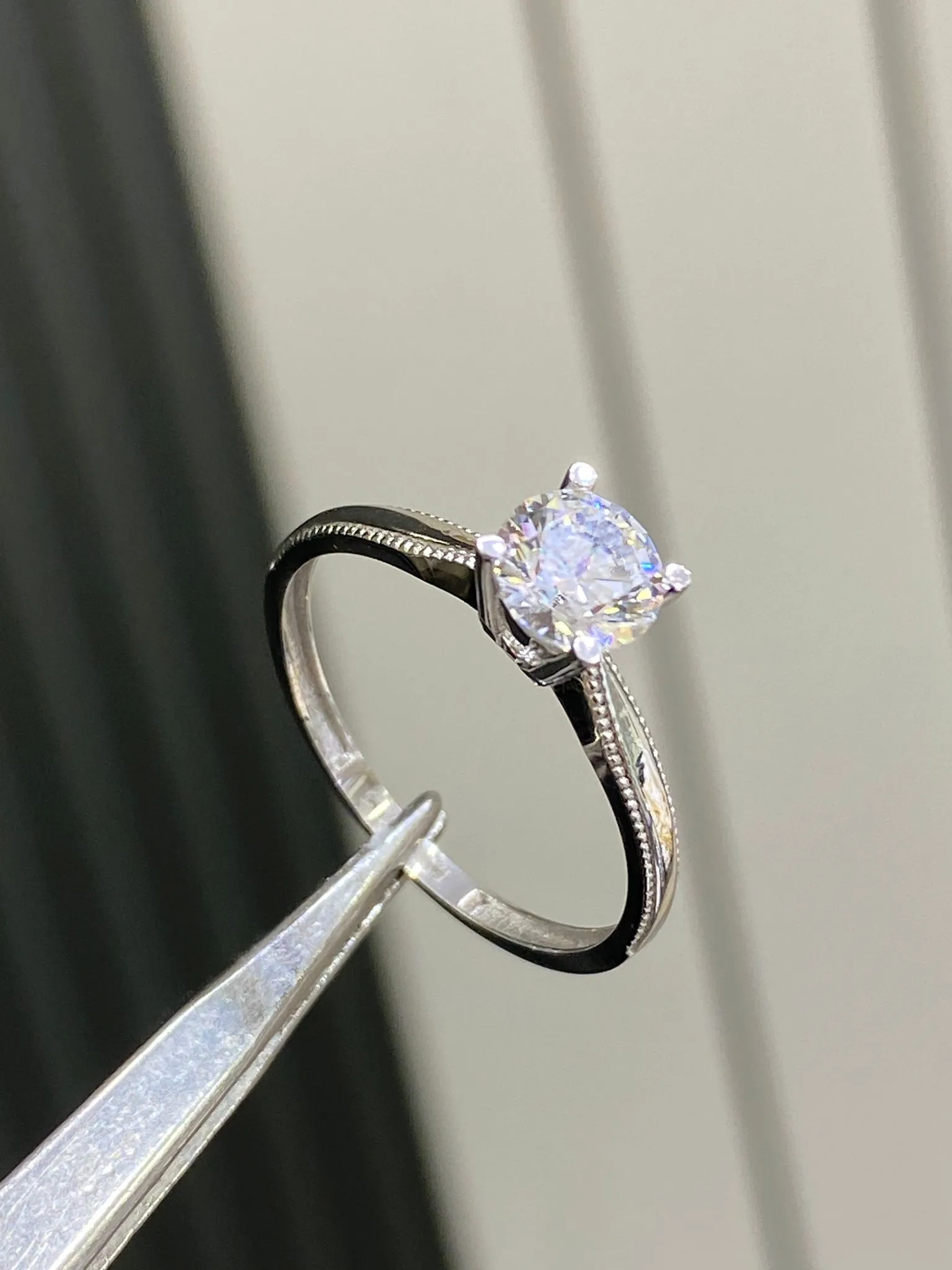 Favori Marka Tek Taş Yüzük