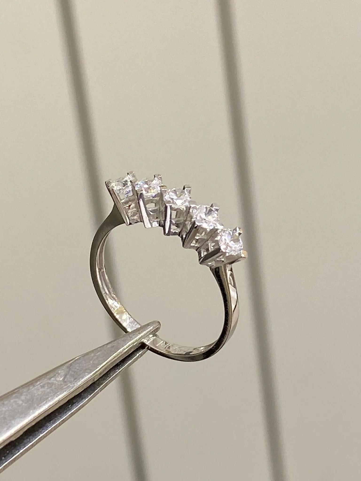 Favori Marka Beş Taş Yüzük