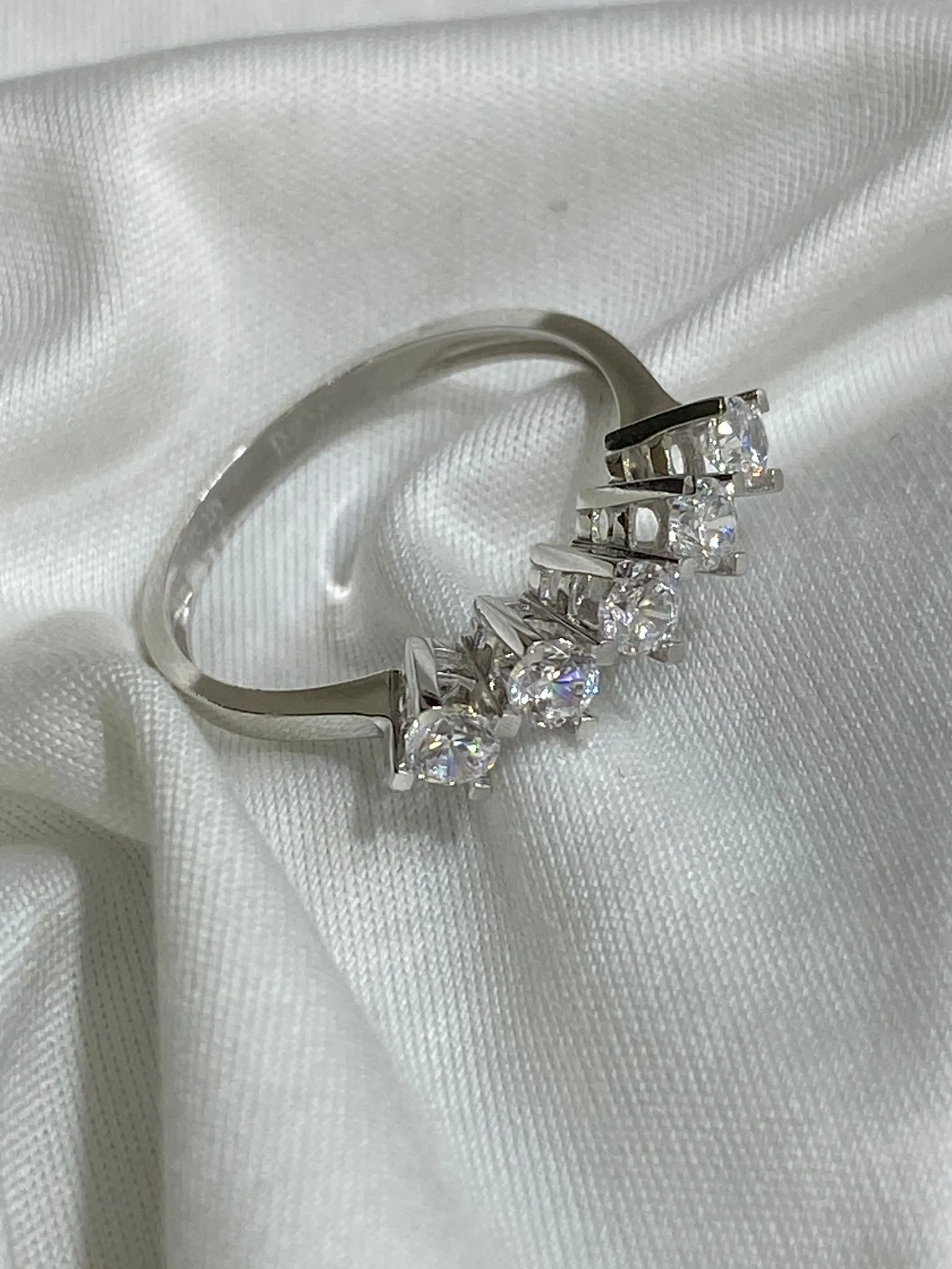 Favori Marka Beş Taş Yüzük