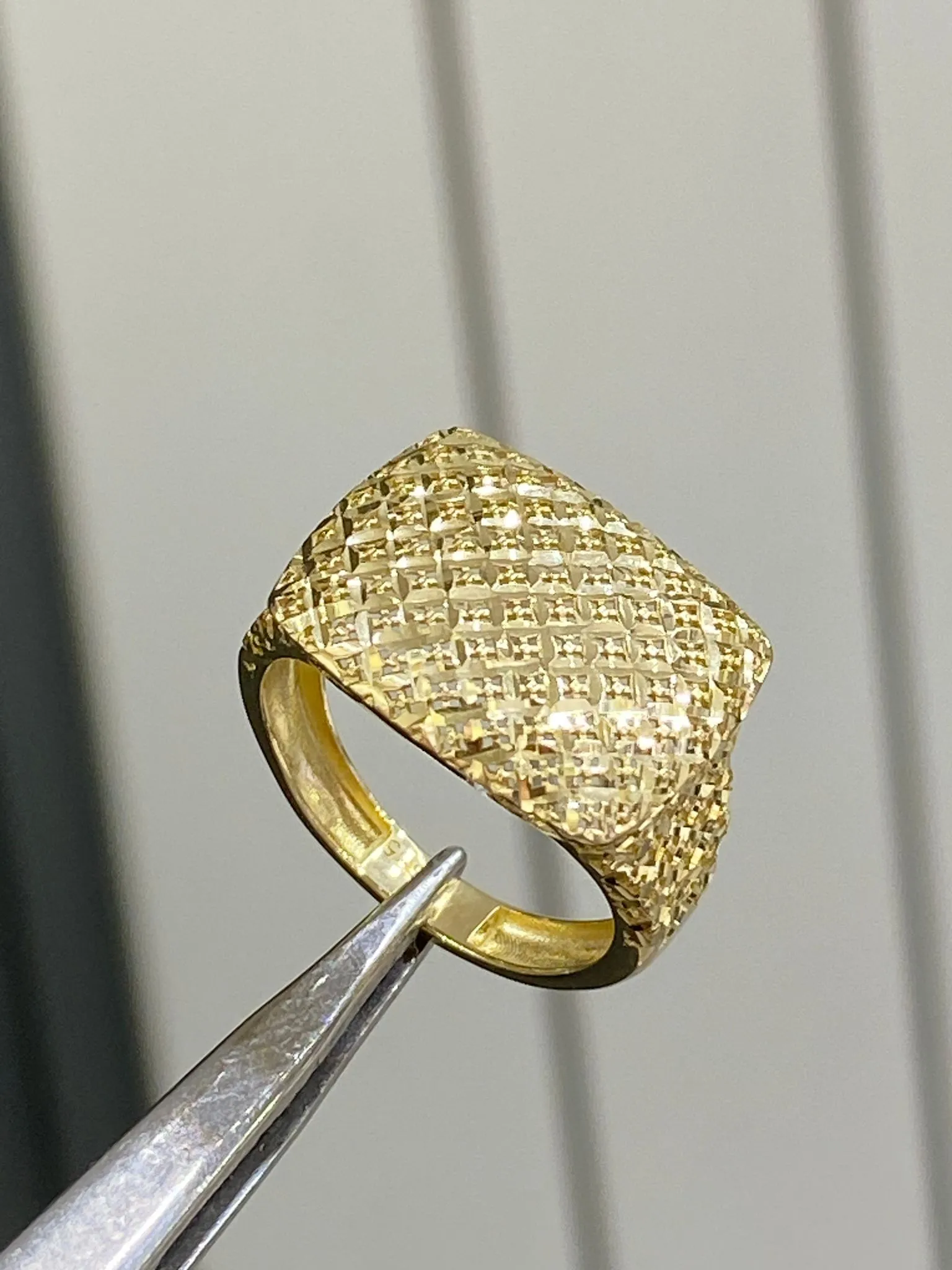 Favori Marka Tasarım Model Yüzük