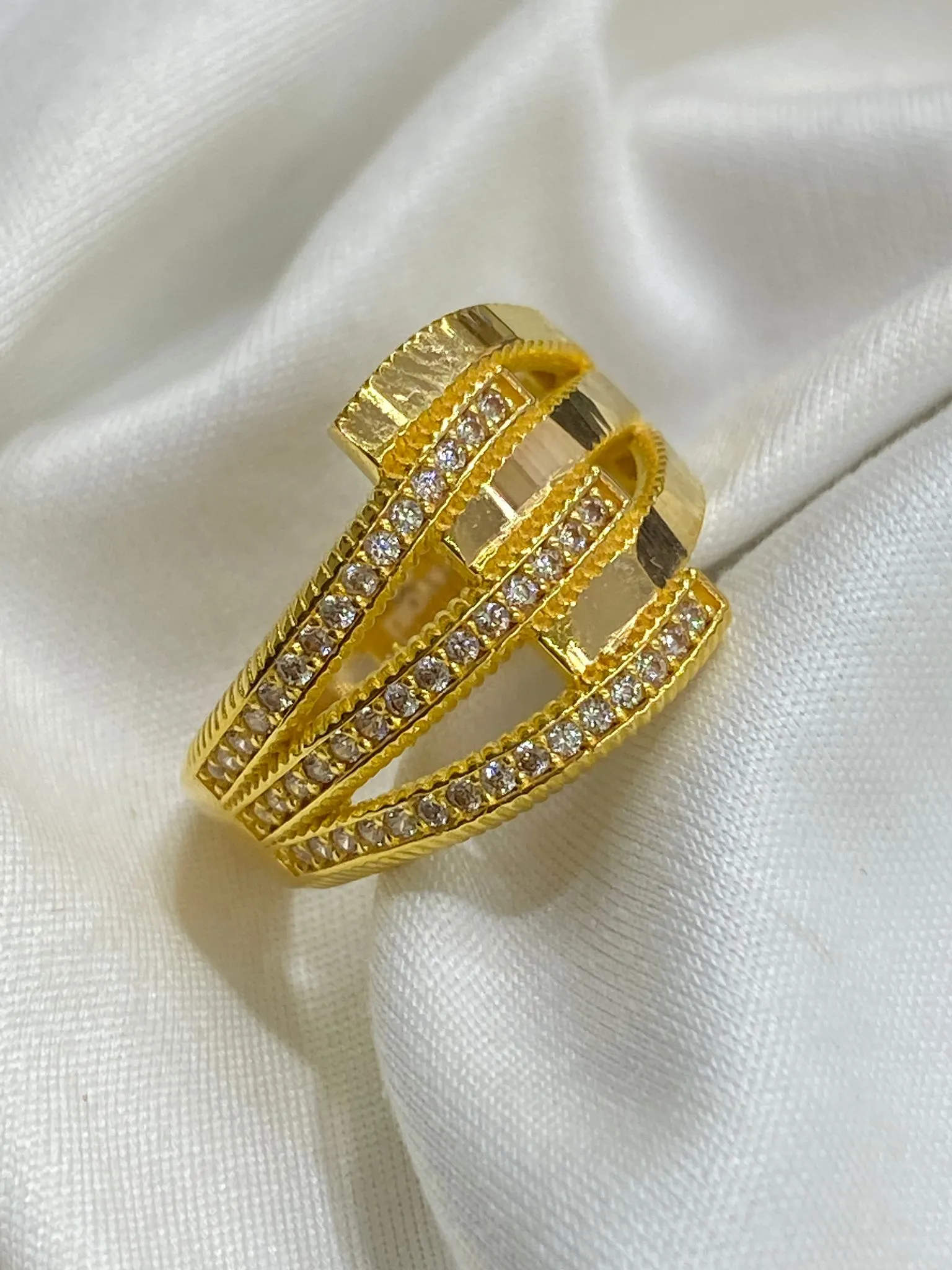 Favori Marka Kaburga Model Yüzük