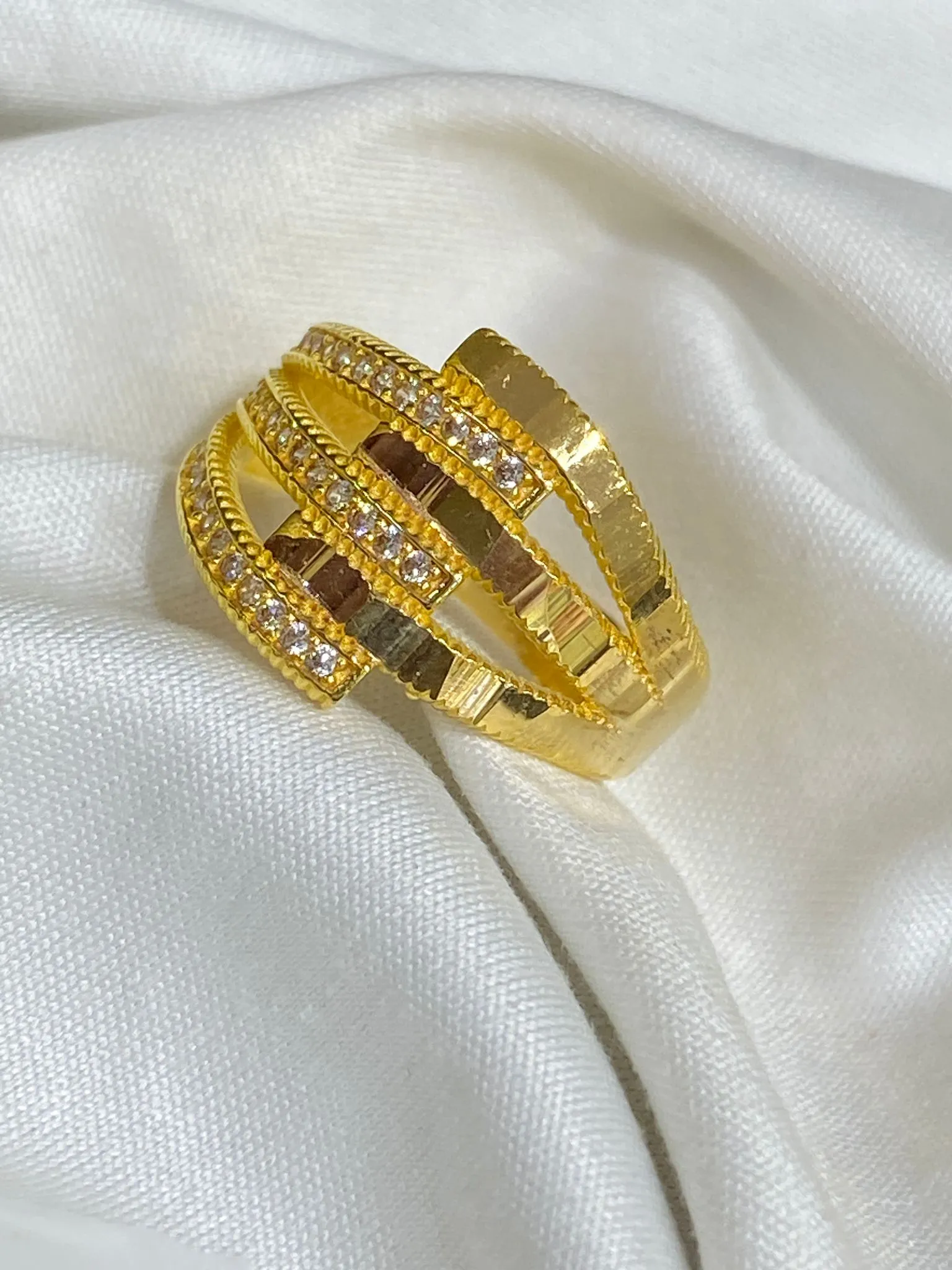 Favori Marka Kaburga Model Yüzük