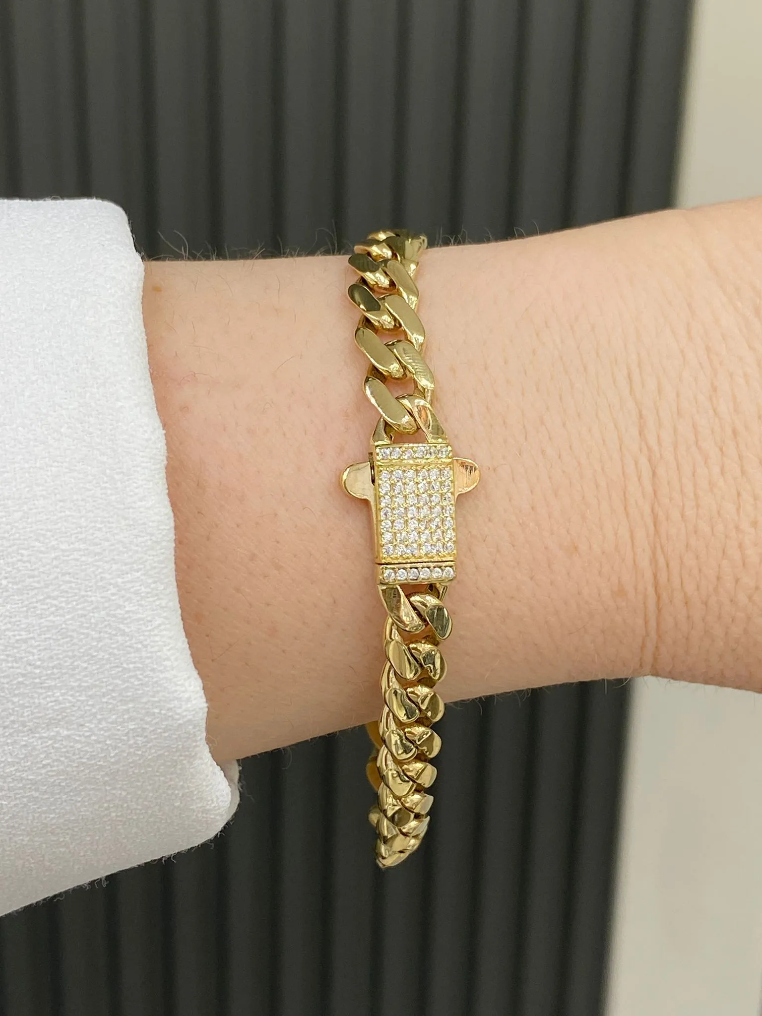 Favori Marka Gurmet Model Bileklik