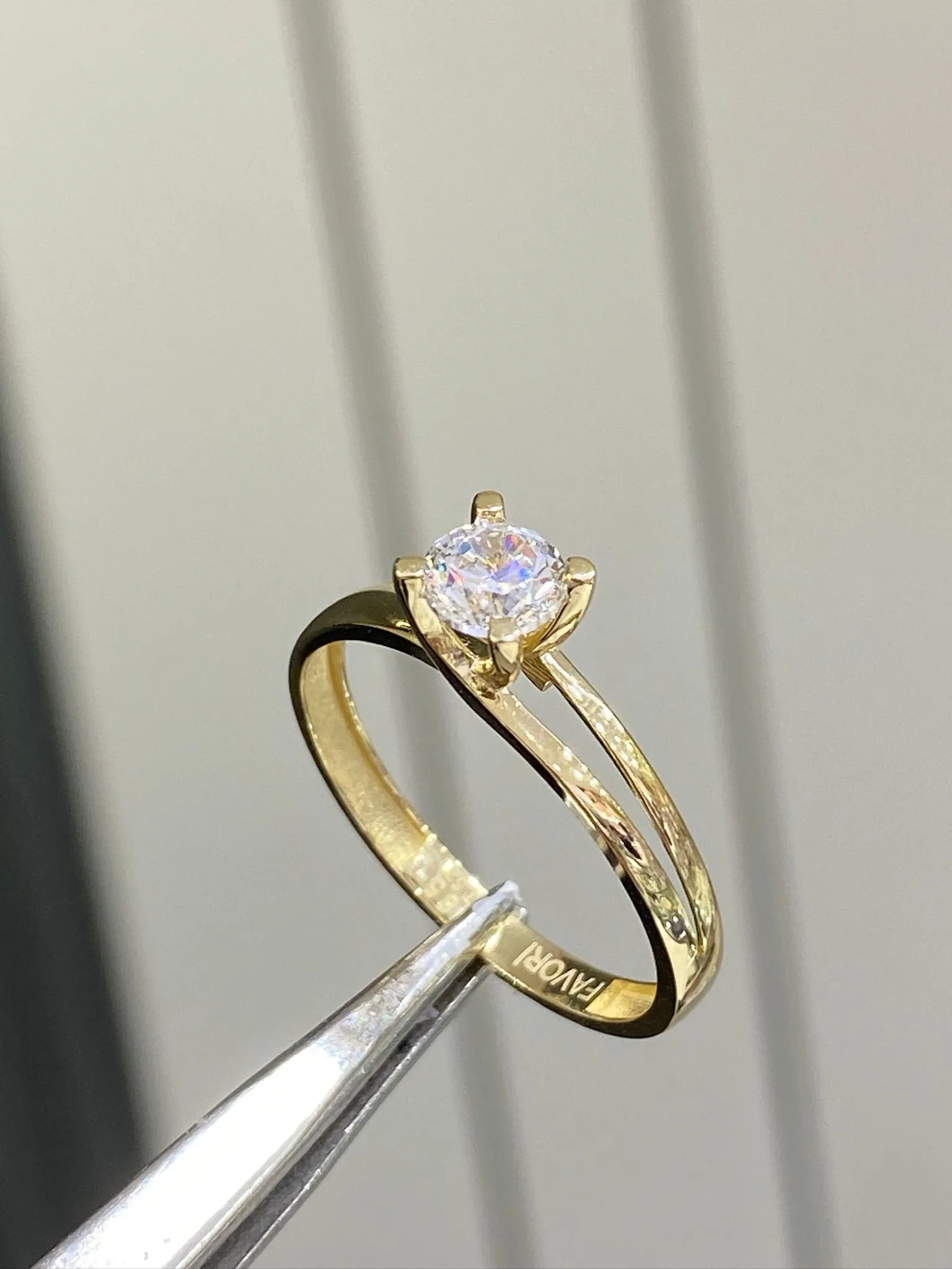 Favori Marka Tektaş Model Yüzük