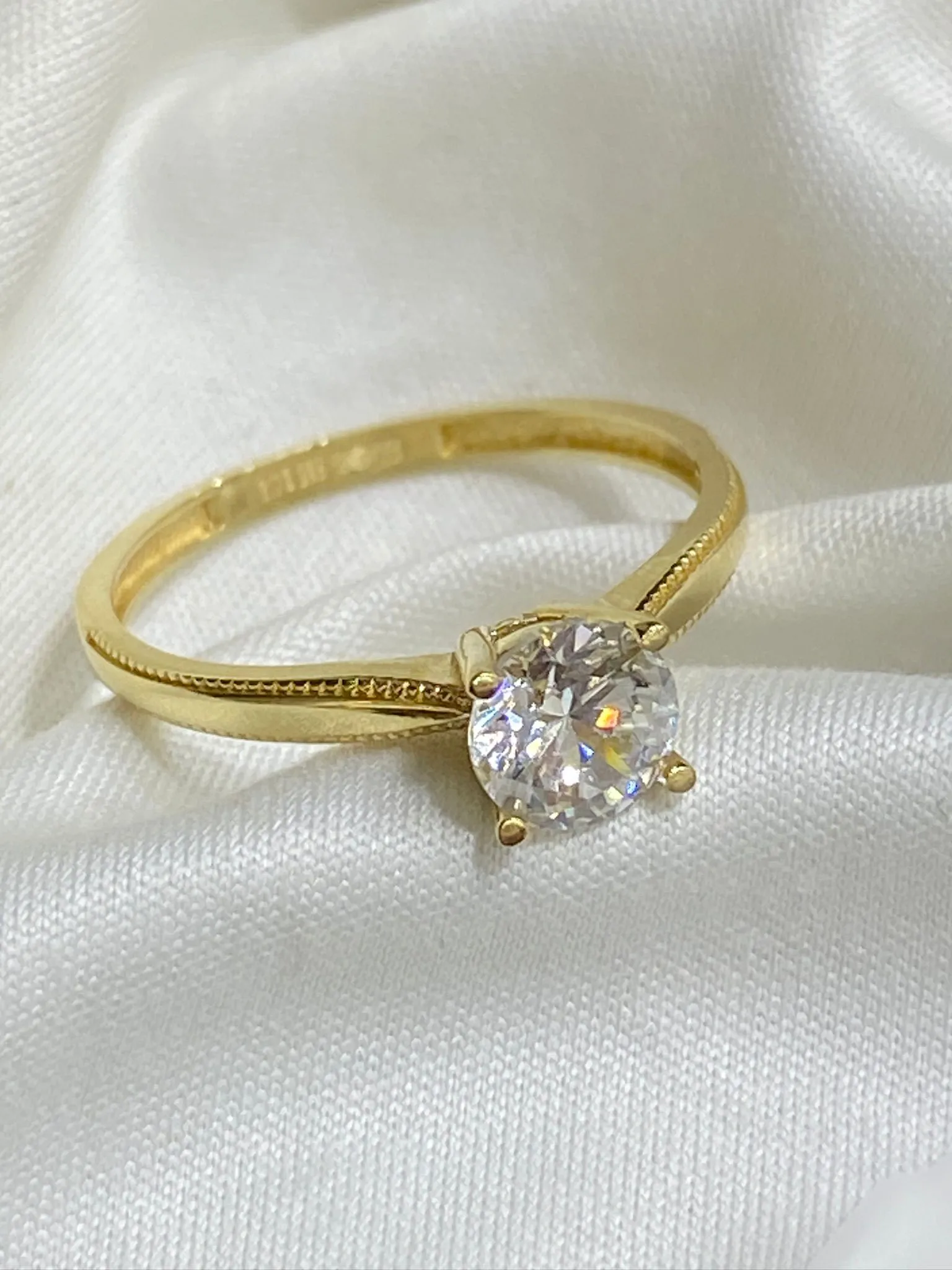 Favori Marka Tektaş Model Yüzük