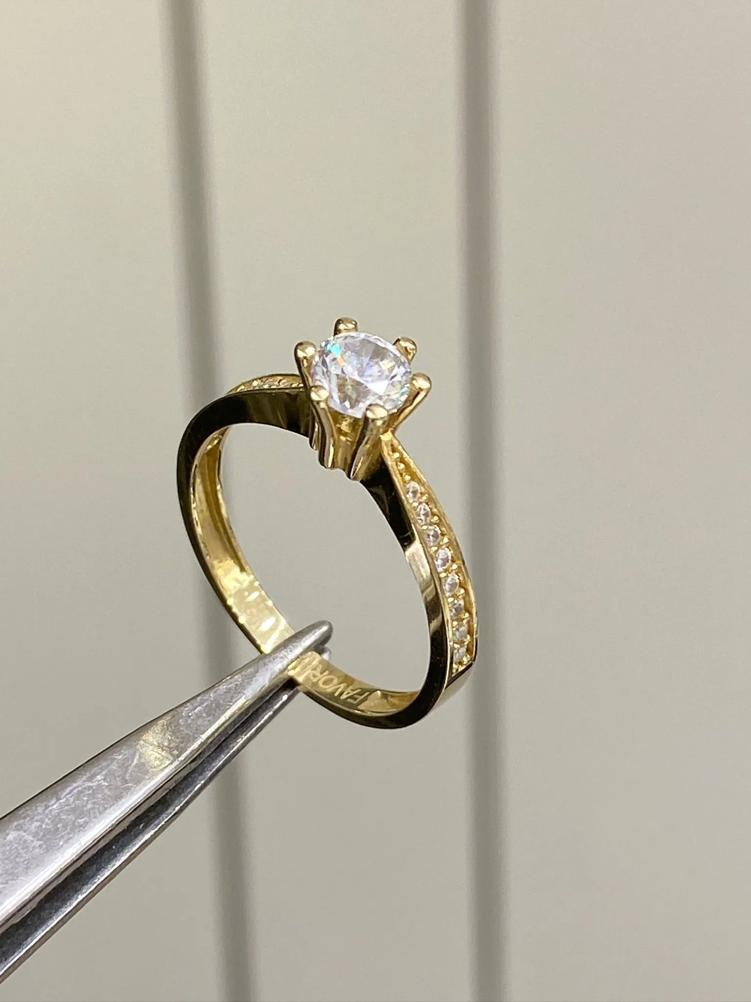 Favori Marka Tektaş Model Yüzük