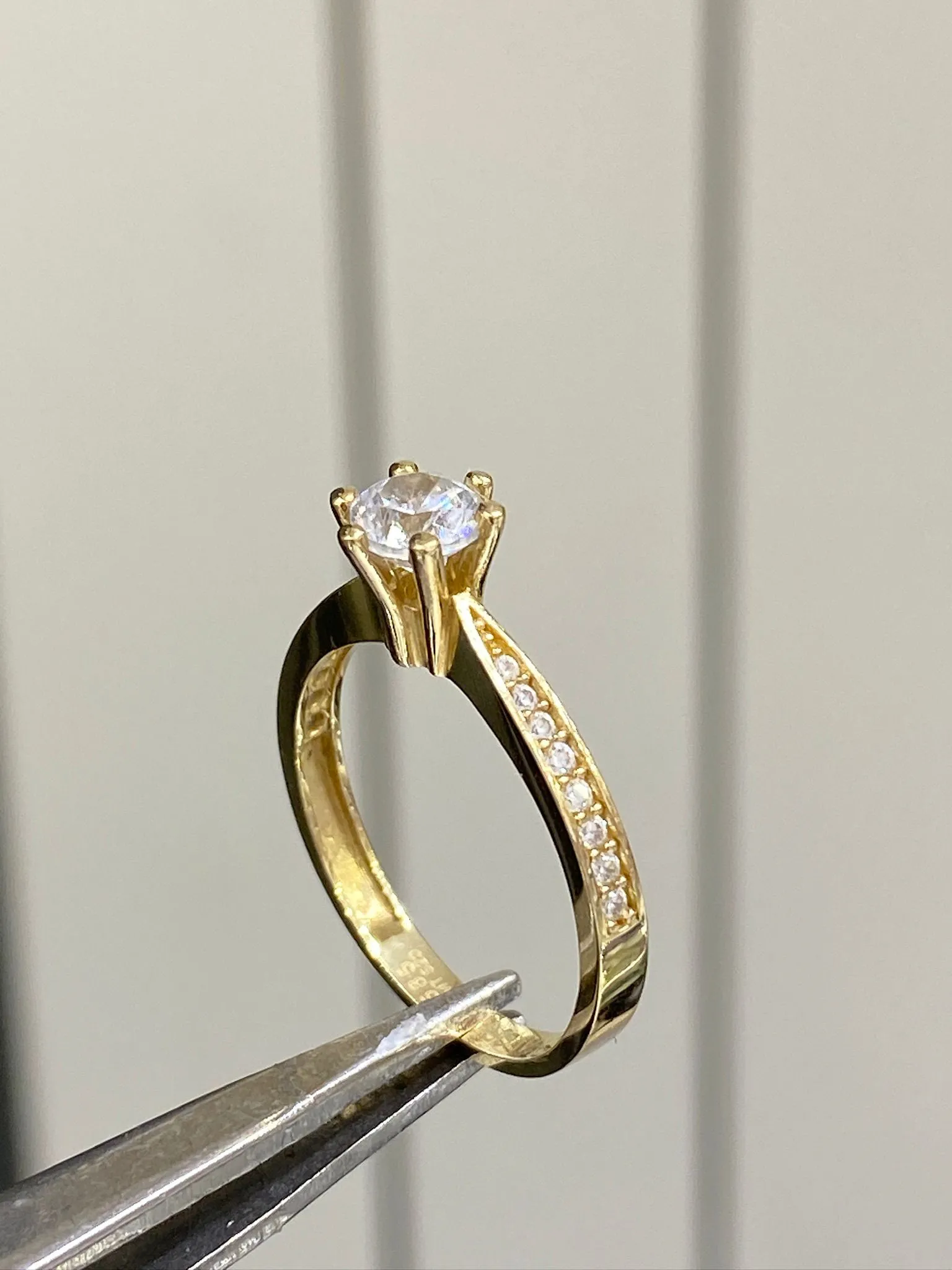 Favori Marka Tektaş Model Yüzük