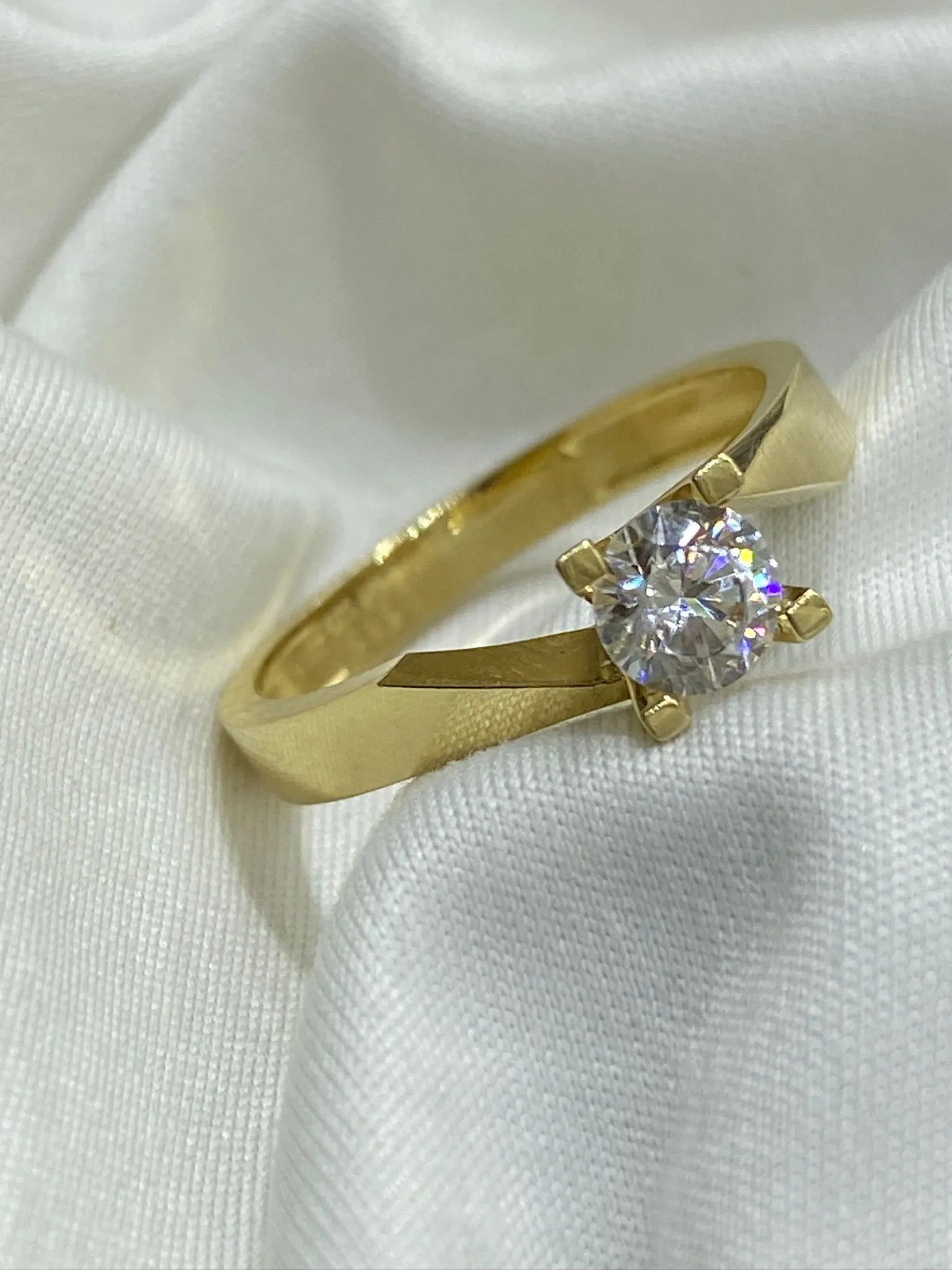 Favori Marka Tektaş Model Yüzük