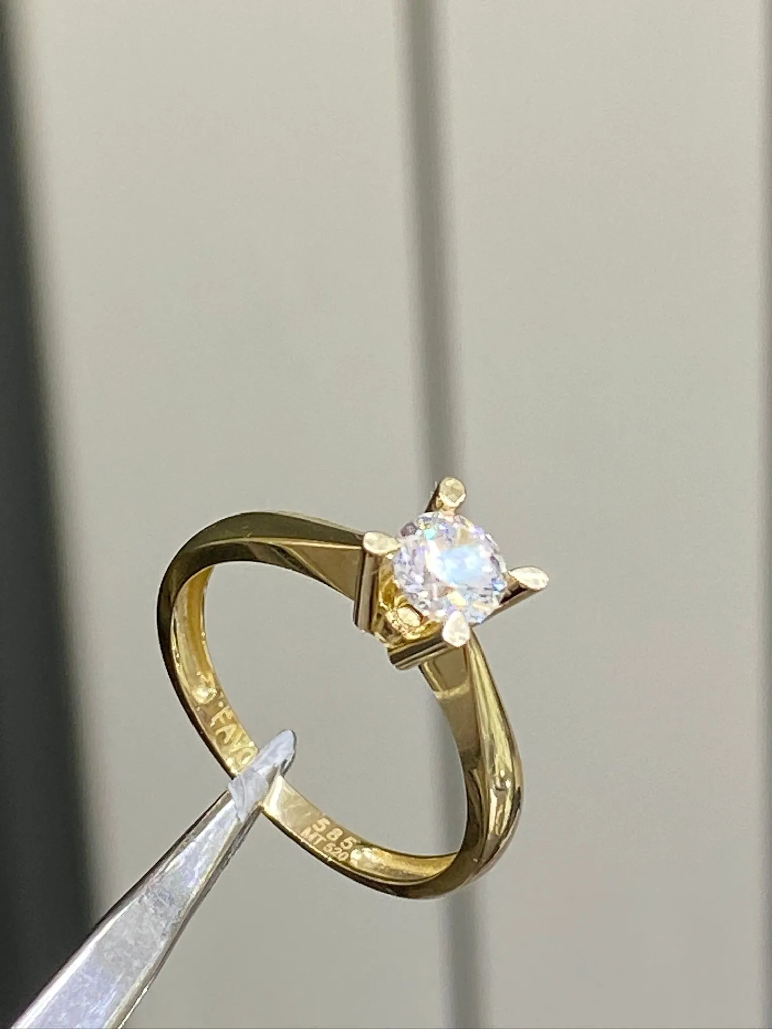 Favori Marka Tektaş Model Yüzük