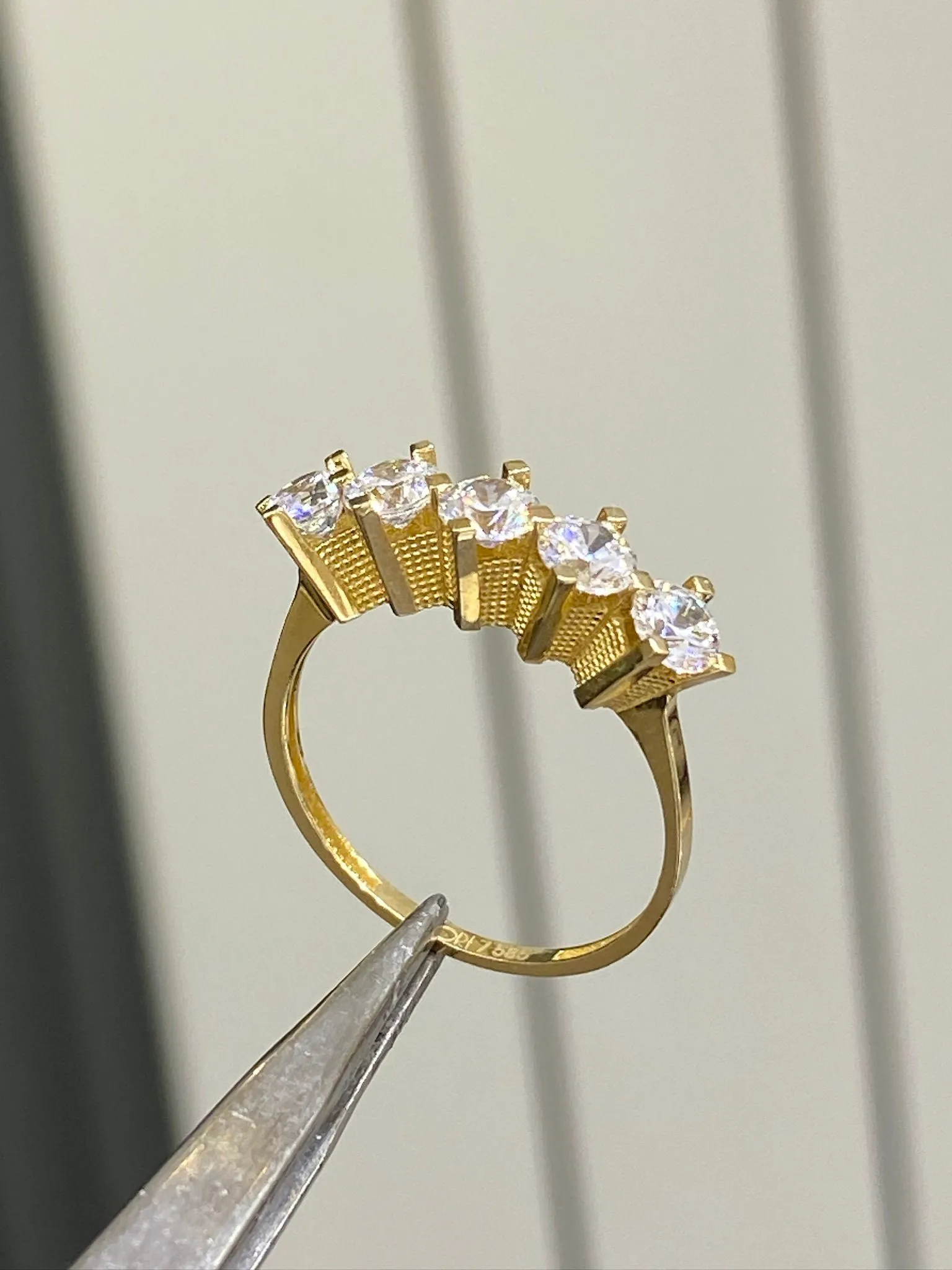 Favori Marka Beştaş Model Yüzük