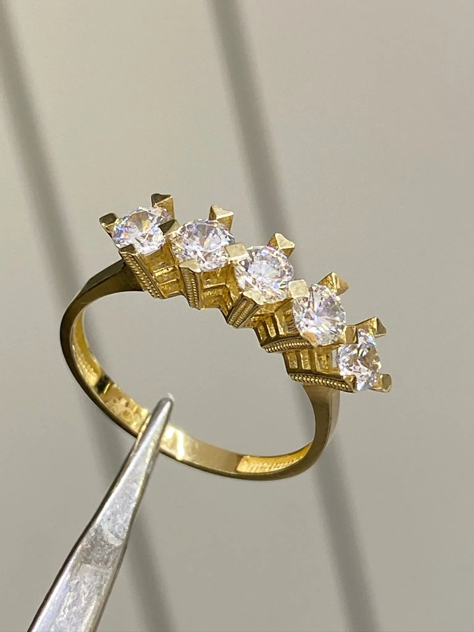 Favori Marka Beştaş Model Yüzük