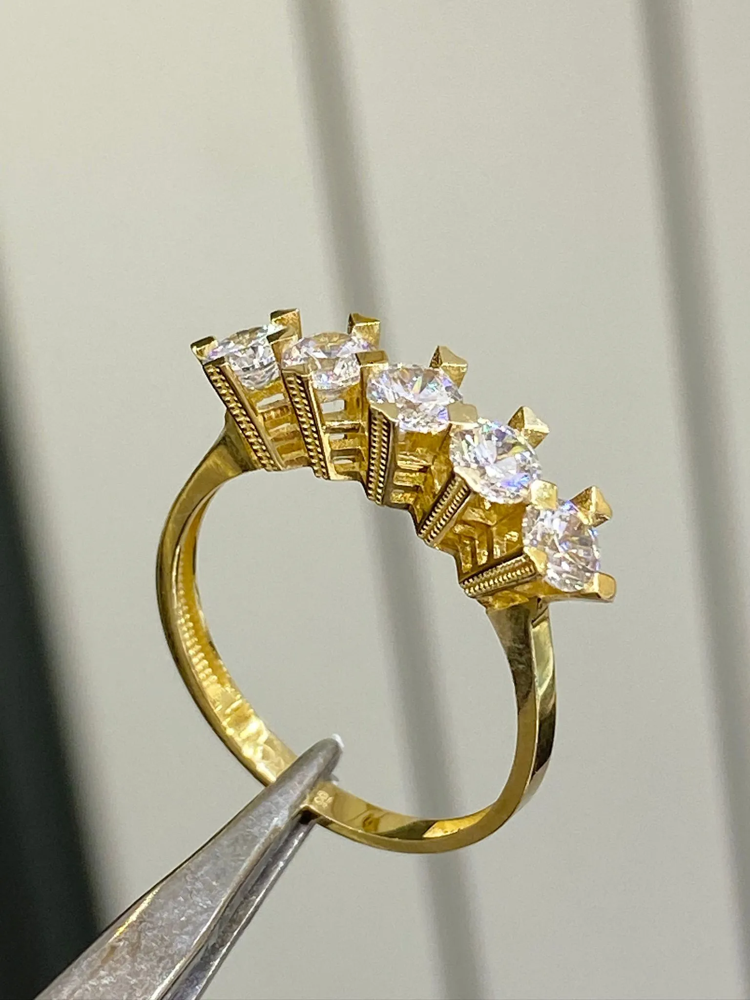 Favori Marka Beştaş Model Yüzük