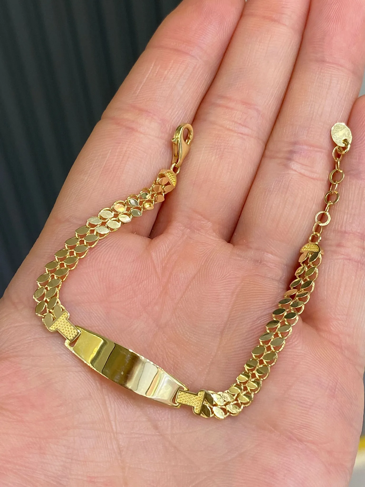 Favori Marka Plakalı Çocuk Model Bileklik