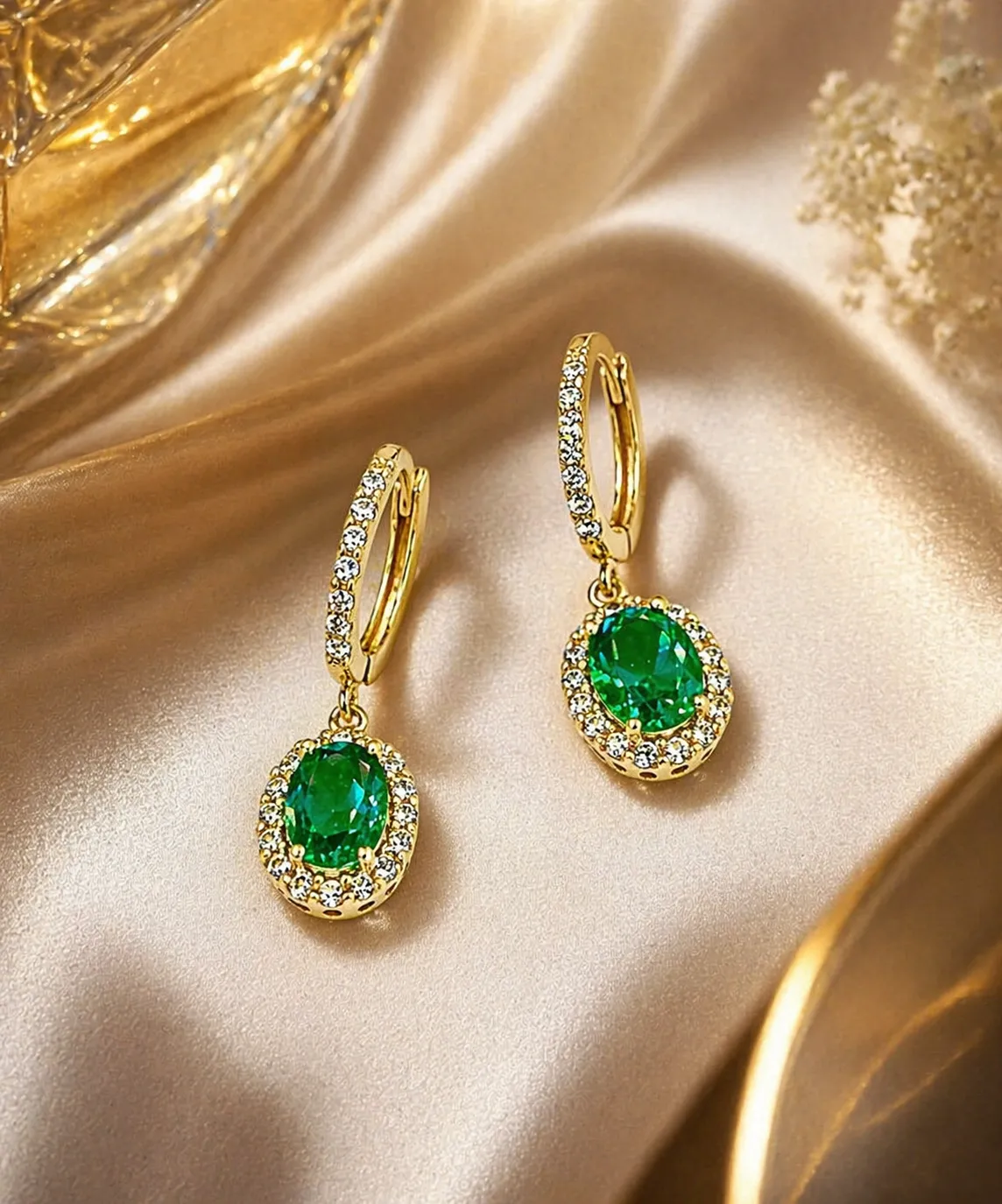 Favori Marka Sarkıntılı Yeşil Taşlı Yüzük