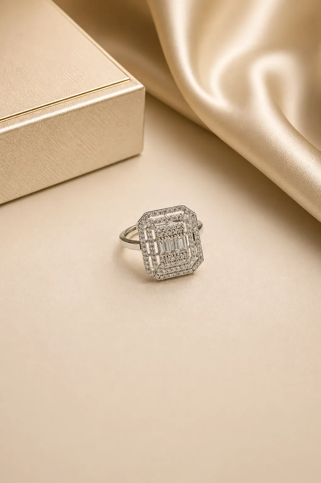 Favori Marka Baget Model Yüzük 