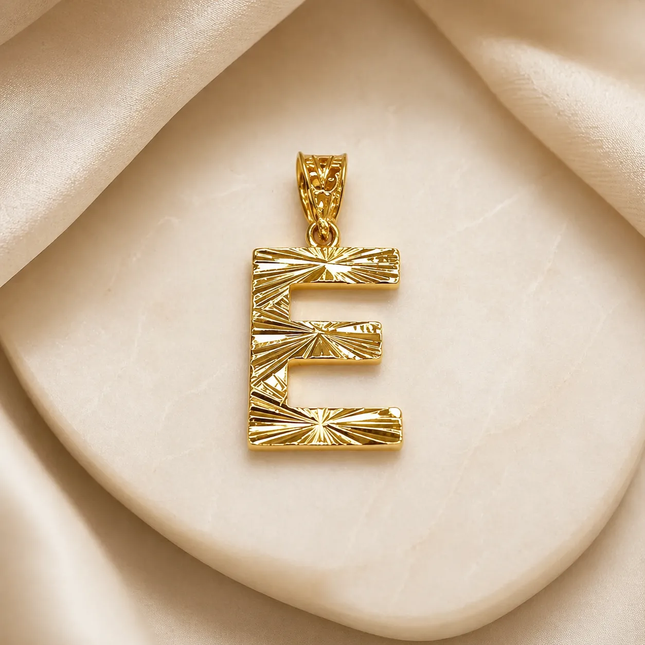 Favori Marka E Harfi Uç