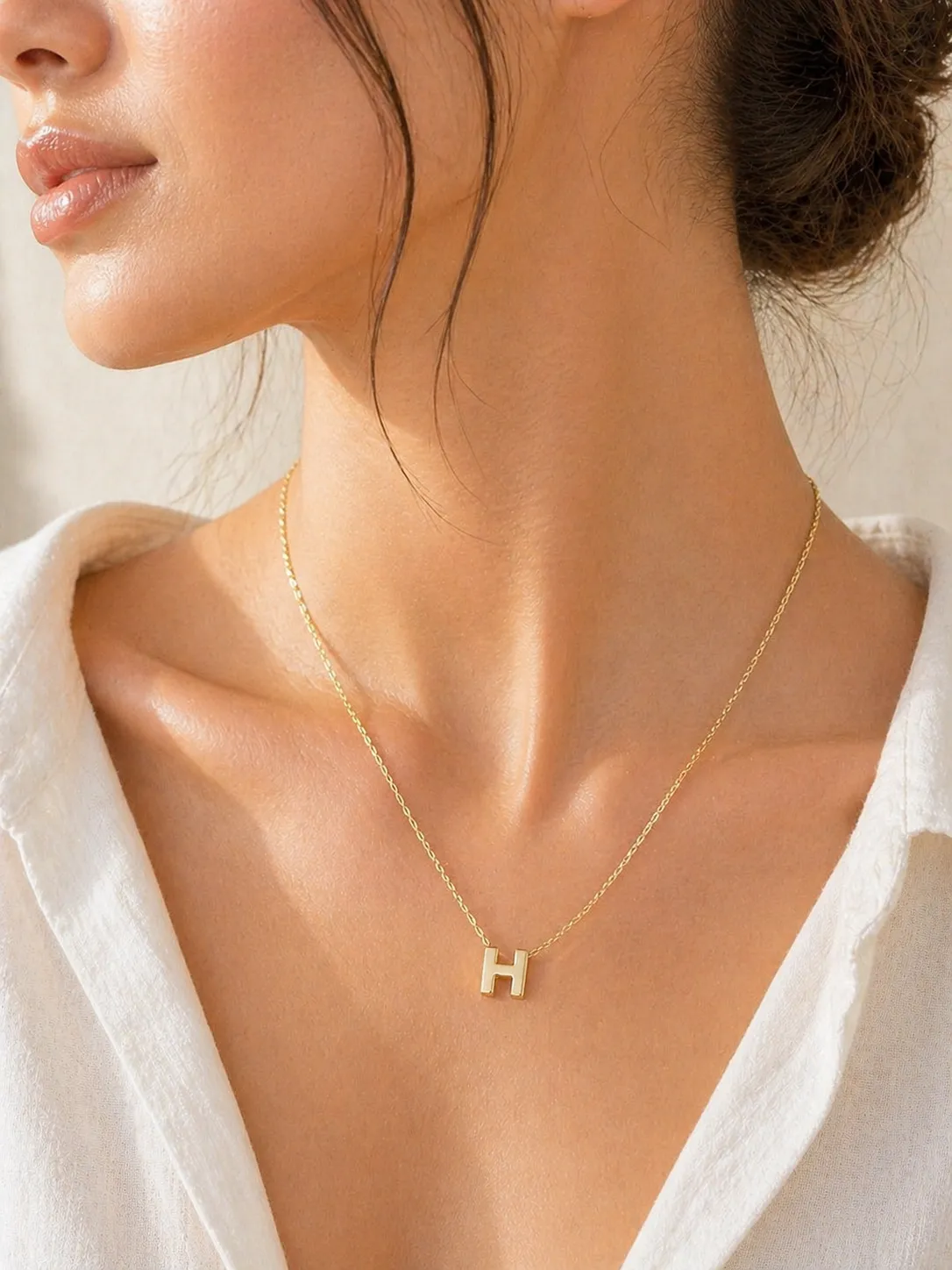 Favori Marka H Harfi Kolye