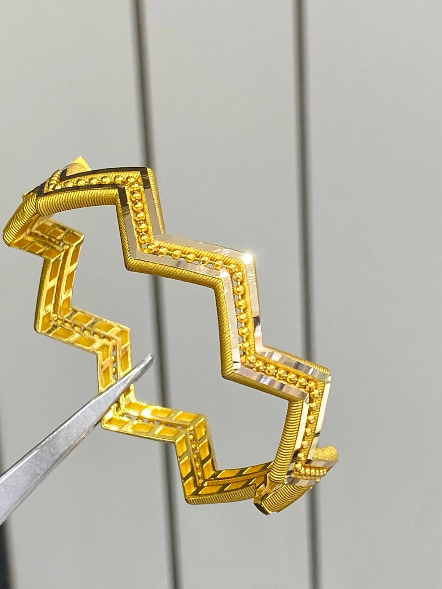 Favori Marka Zig Zag Model Kelepçe