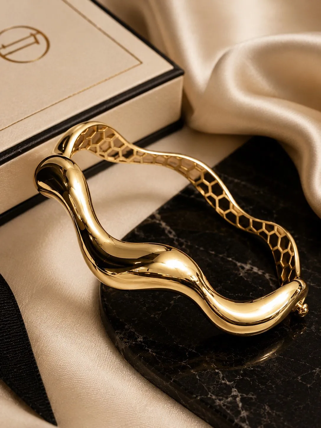 Favori Marka Zig Zag Model Kelepçe