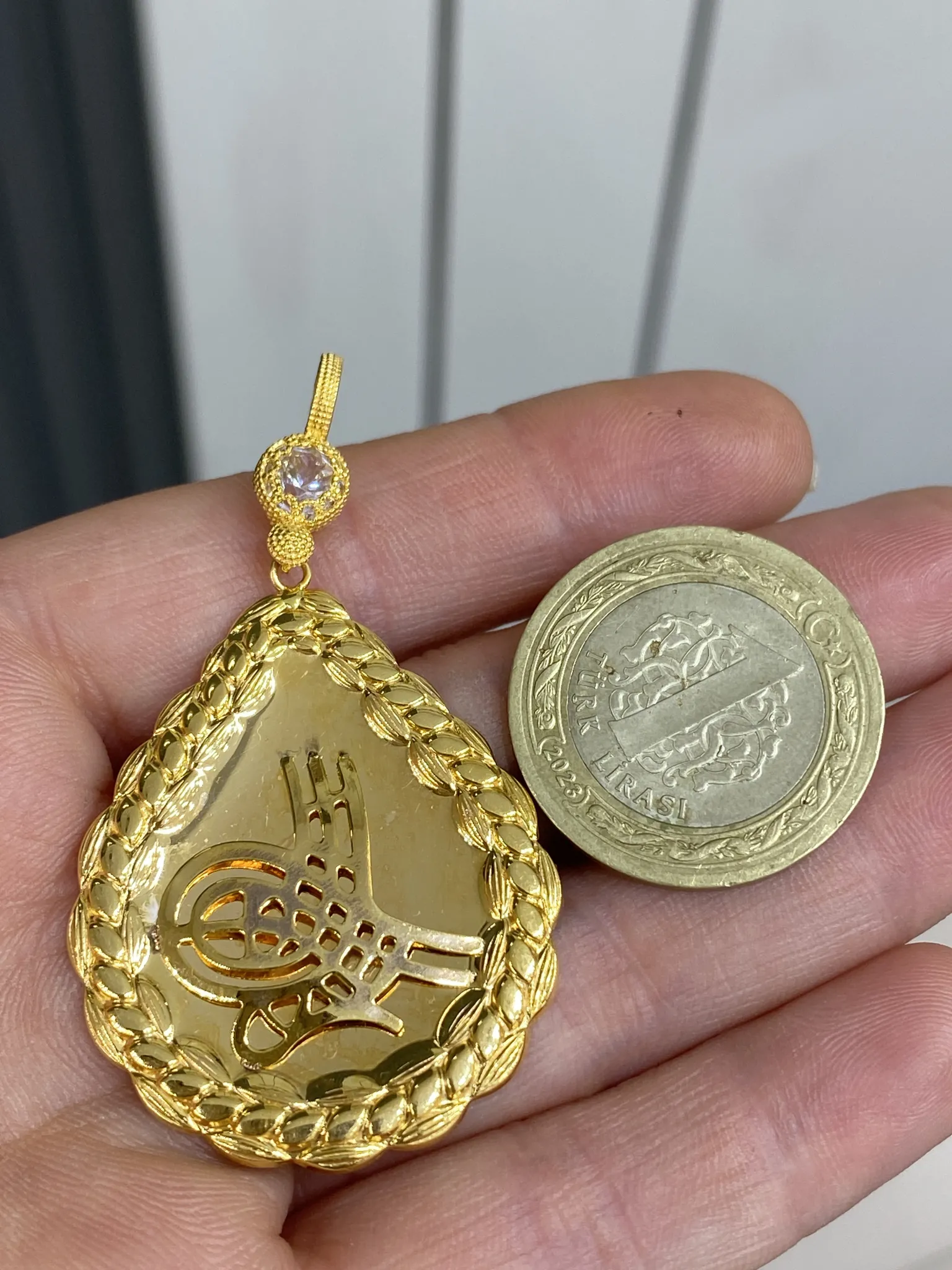 Favori Marka Tuğra Model Uç