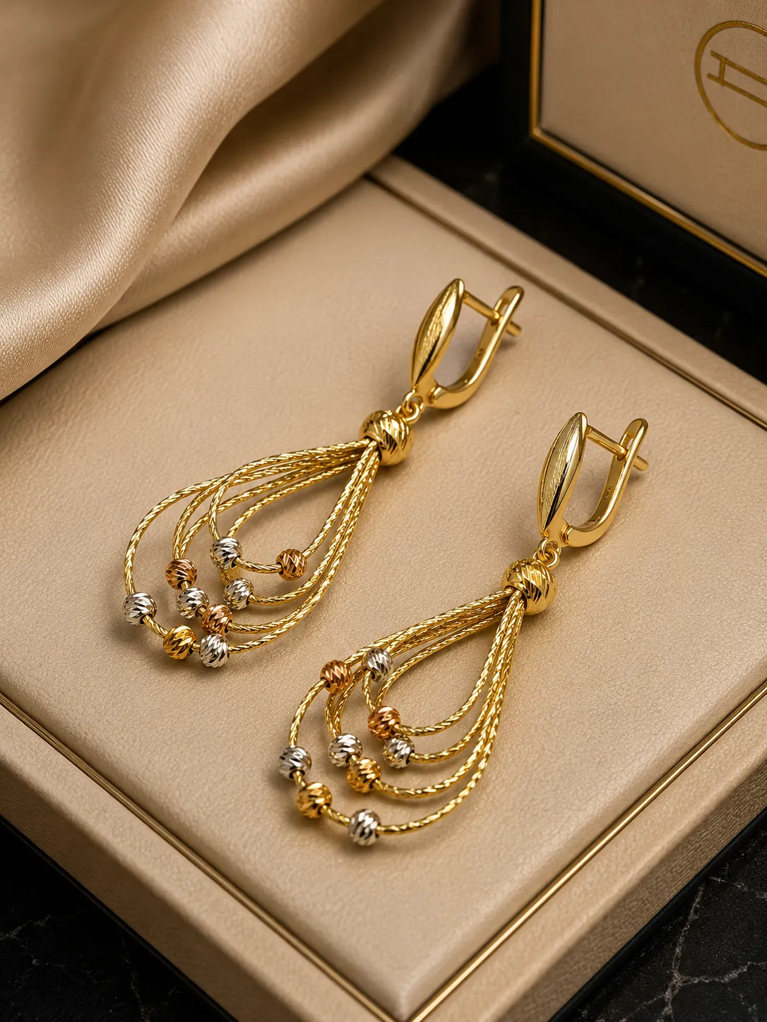 Favori Marka Dorikalı Model Küpe