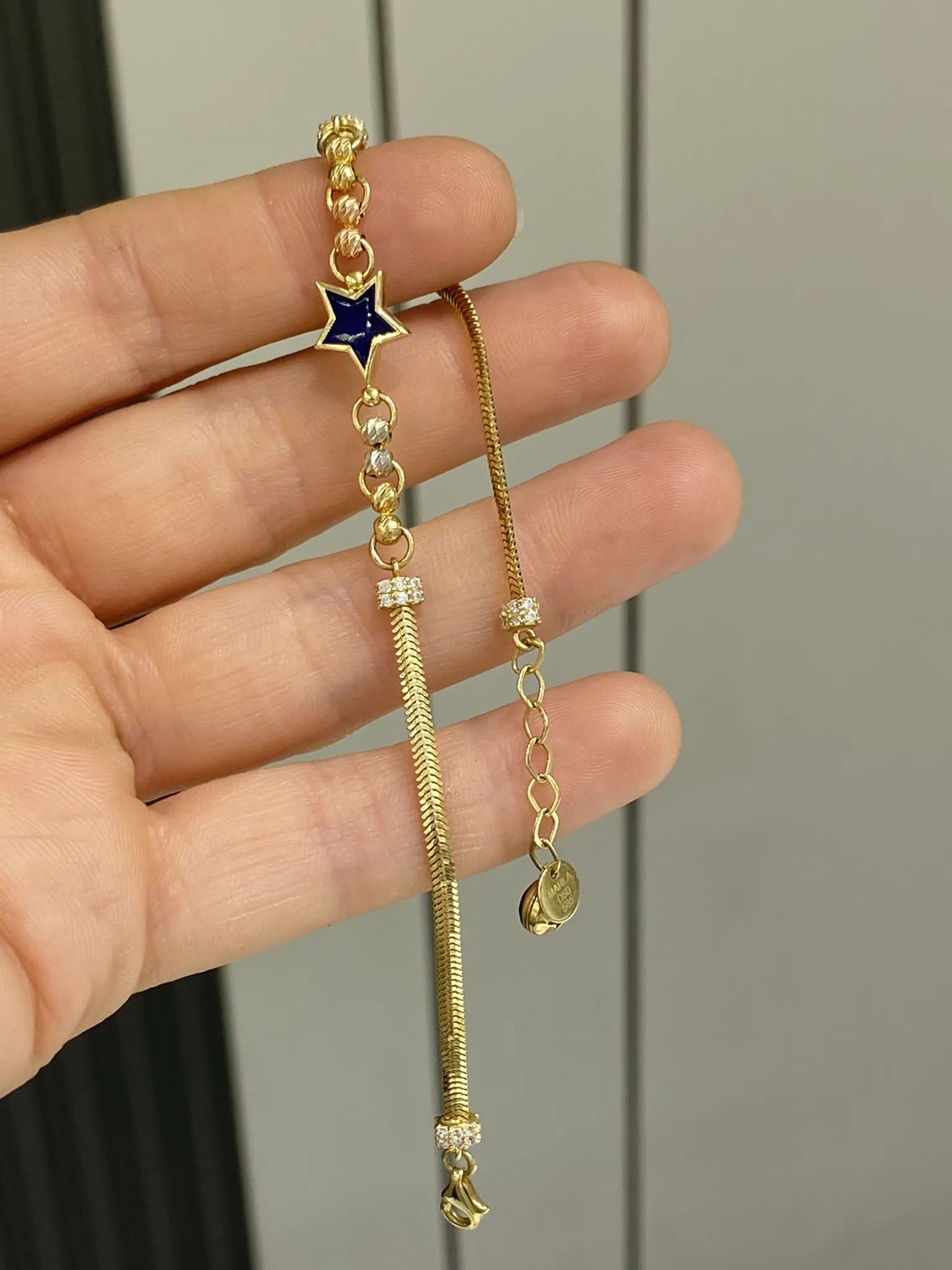 Favori Marka Yıldız Model Bileklik 